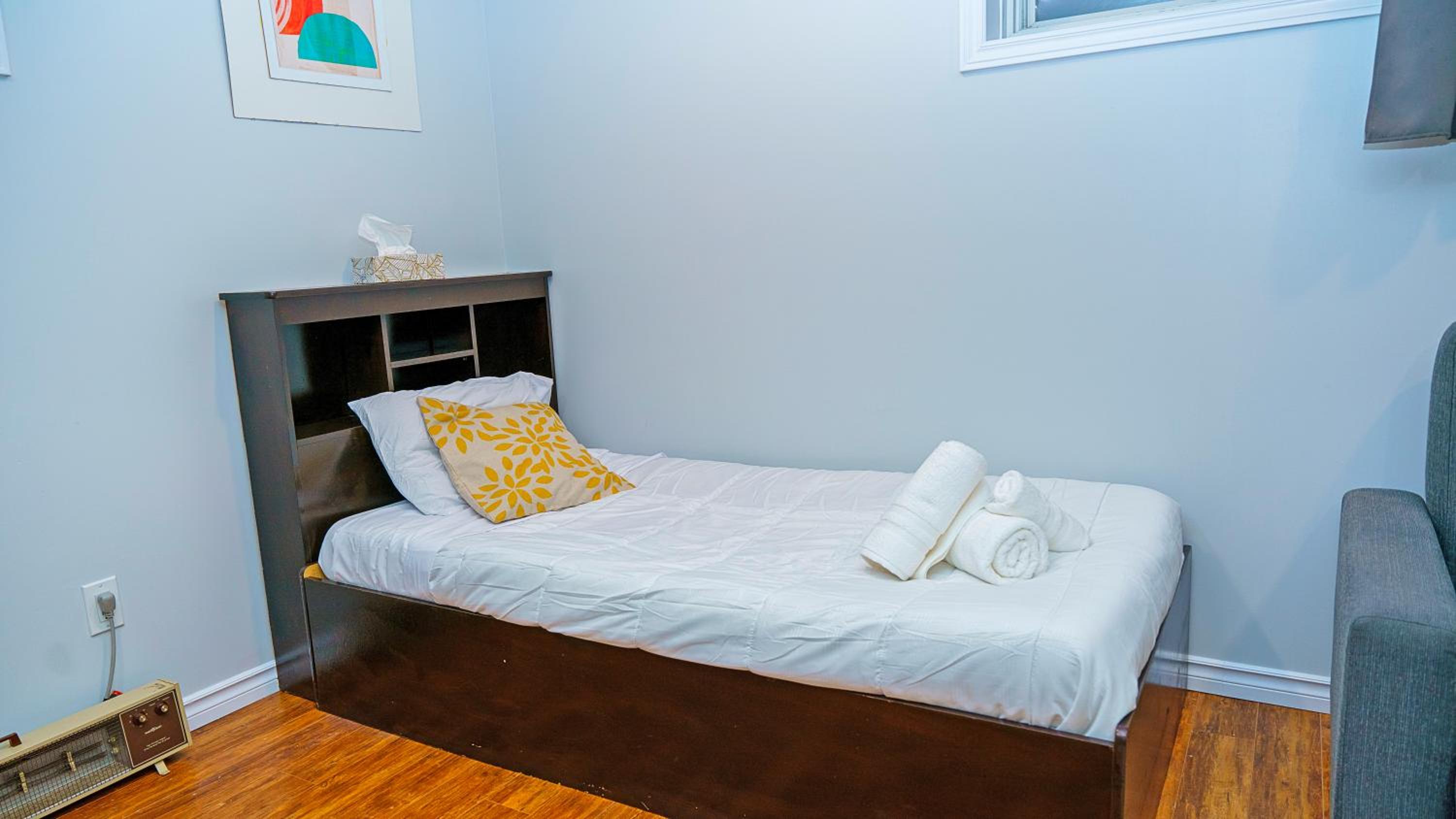 Cozy Modern Studio
