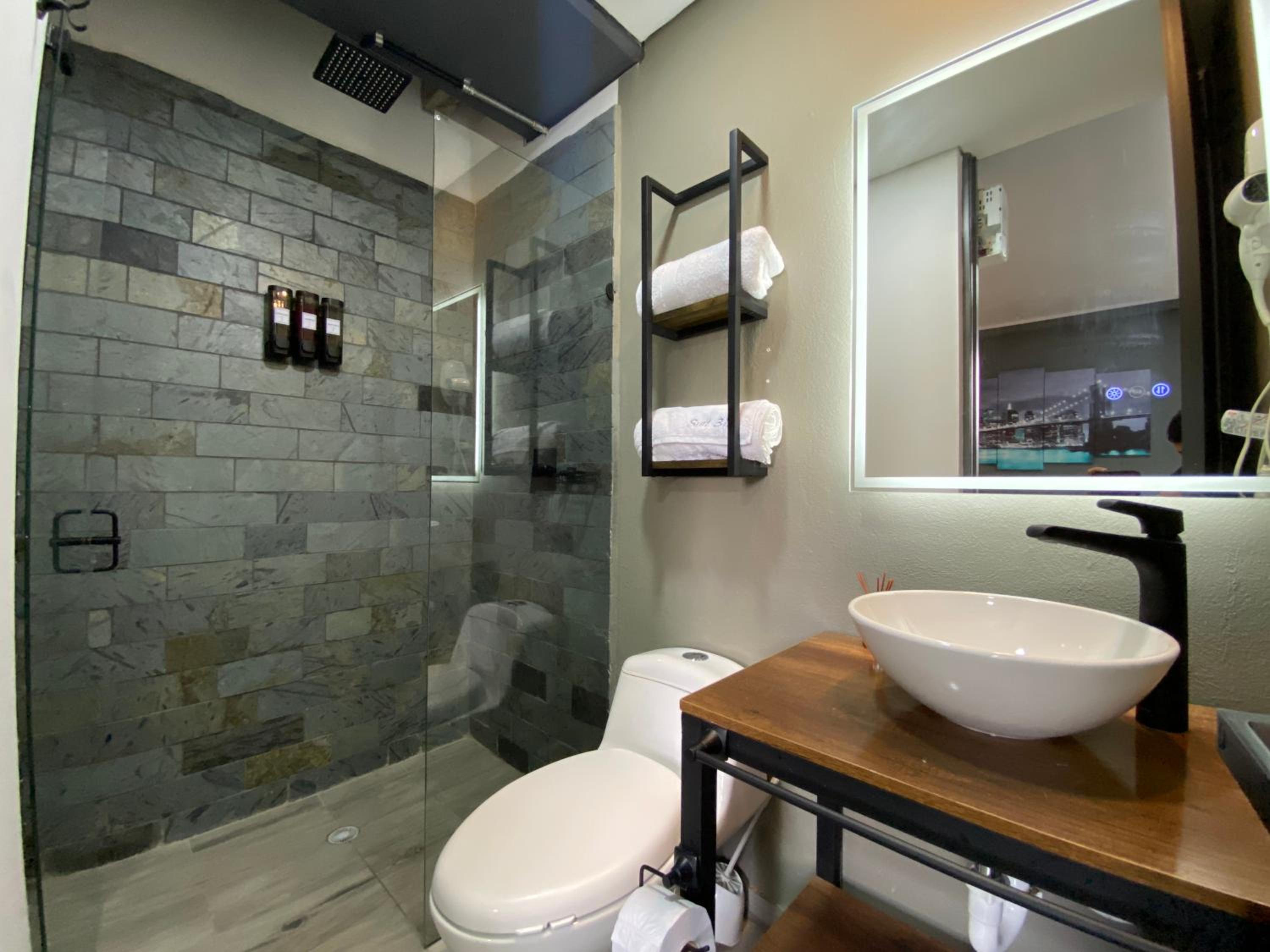 Epic Suites x Ahead