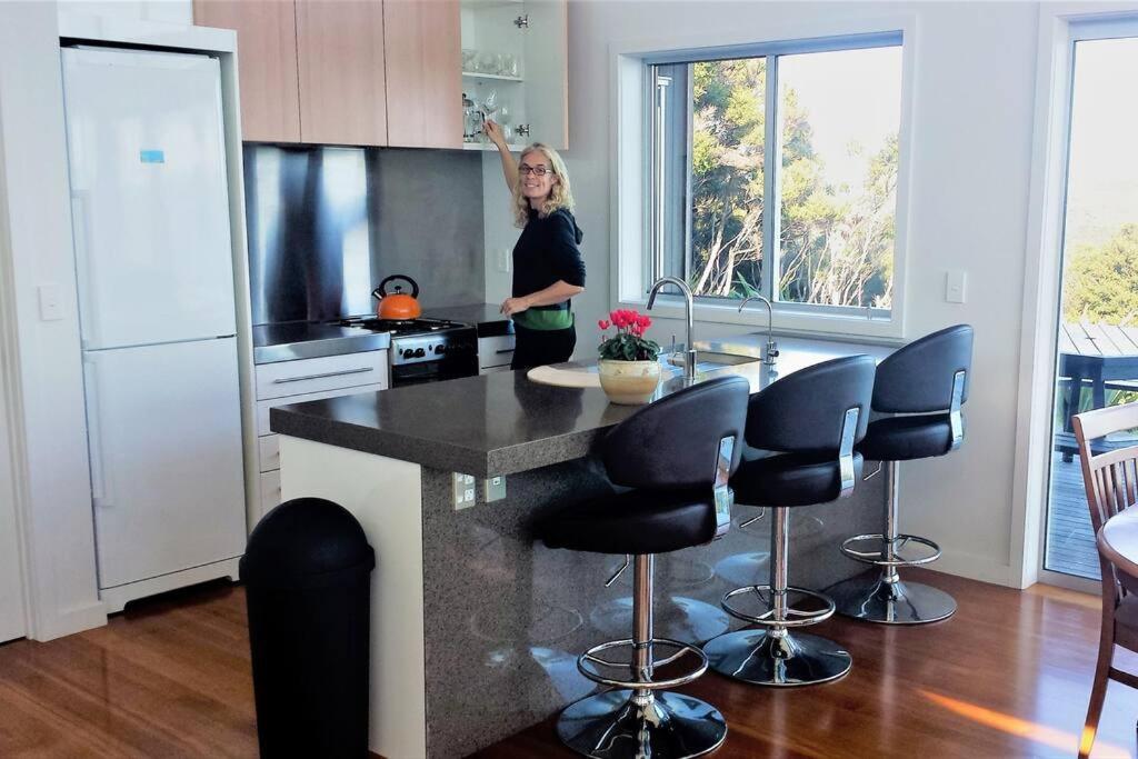 XSPOT Cliff House apartment, secluded 4WD location view 3
