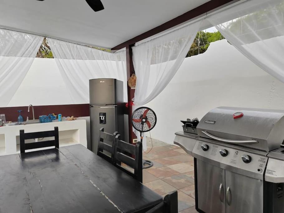 VillaLore piscina exclusiva BBQ AC max 11 personas 5min playas