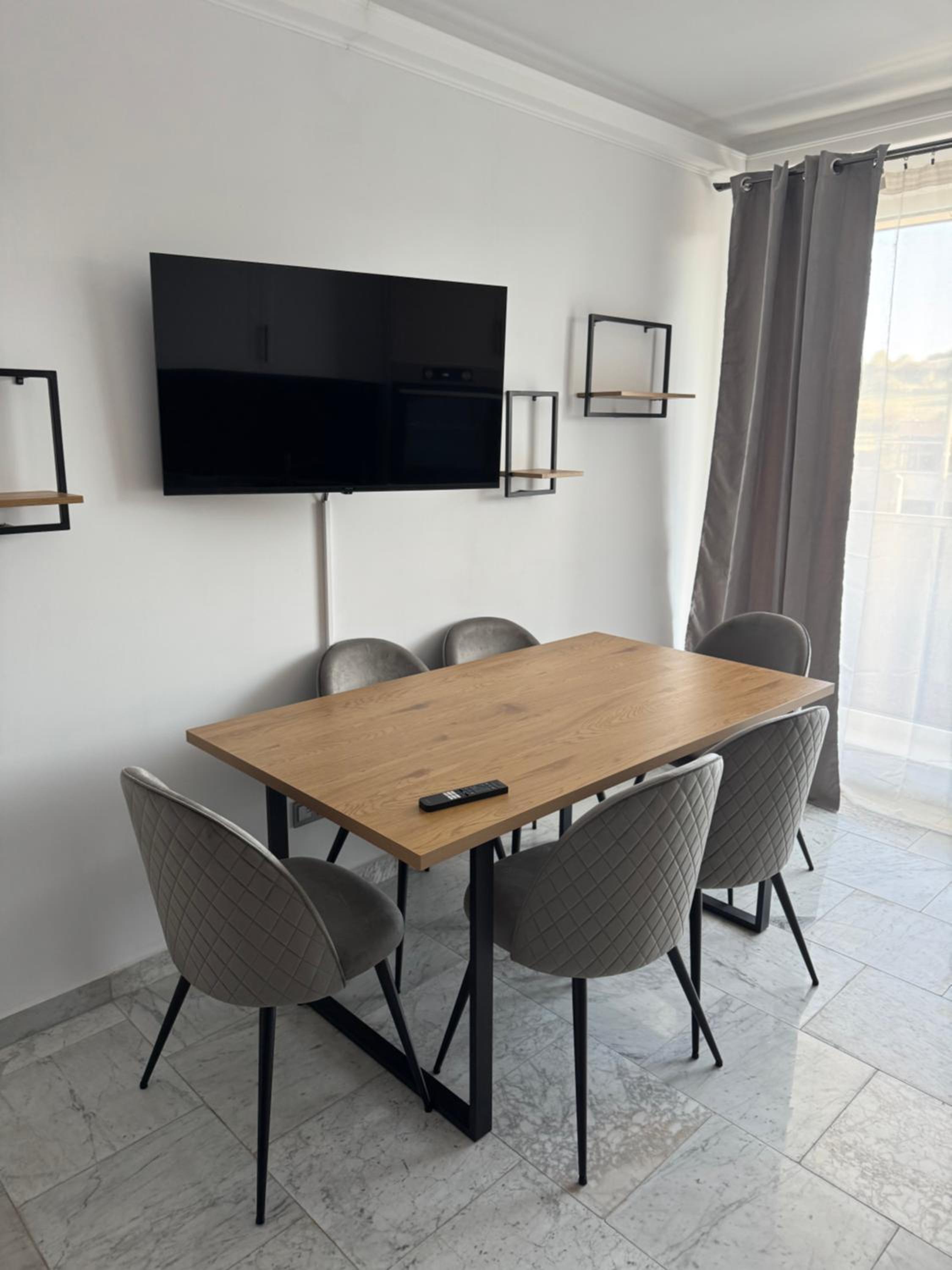 Sabo Apartment