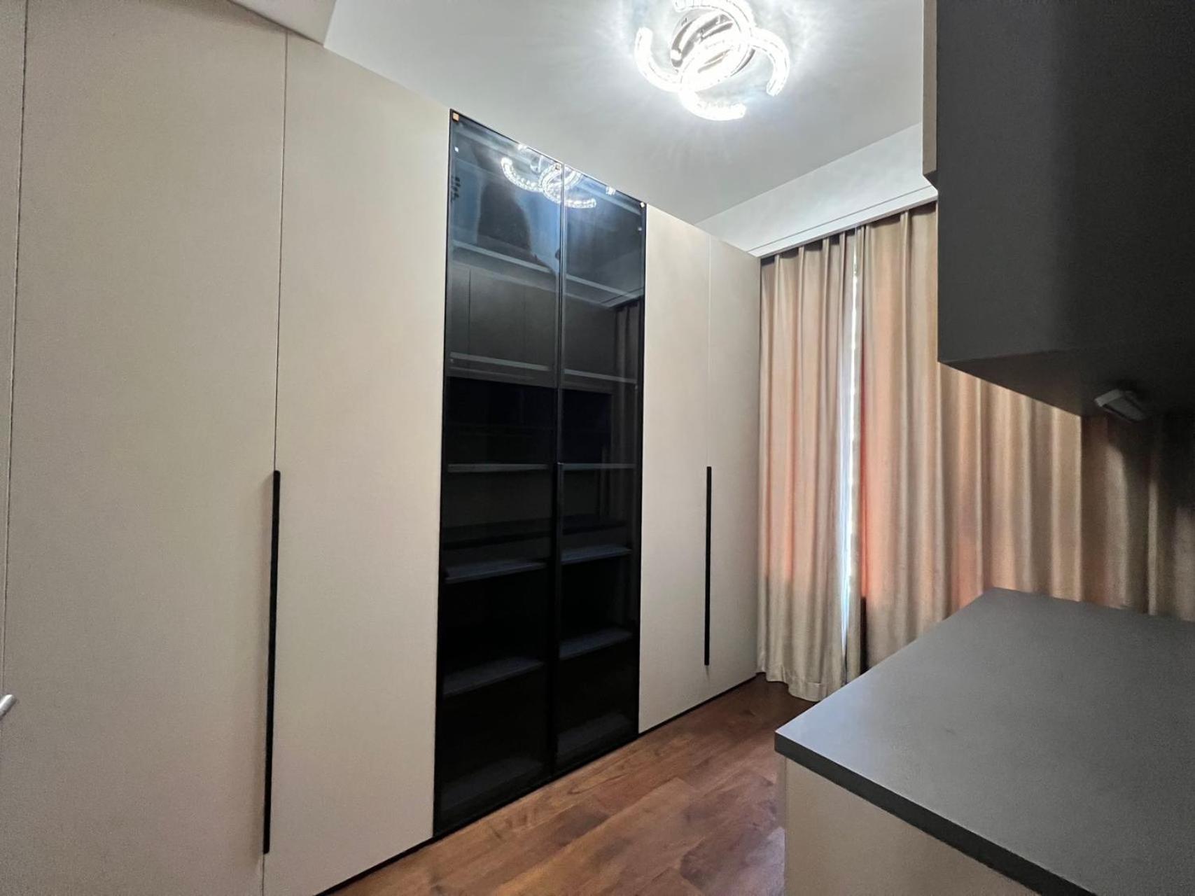 Shanghai HongQiao Airport Branch National Convention and Exhibition Center great 3 bedrooms Boutique designer house have two bathrooms