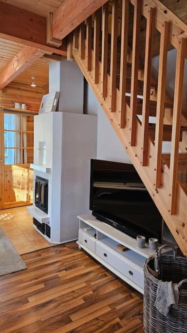 Peaceful Hideaway near Levi Adventures activities