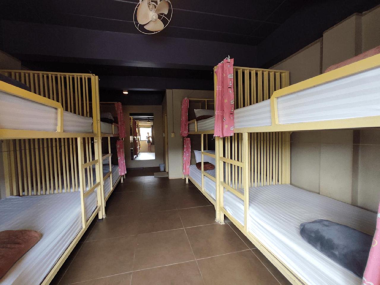 Non La Mer Hostel - Bed & Yoga