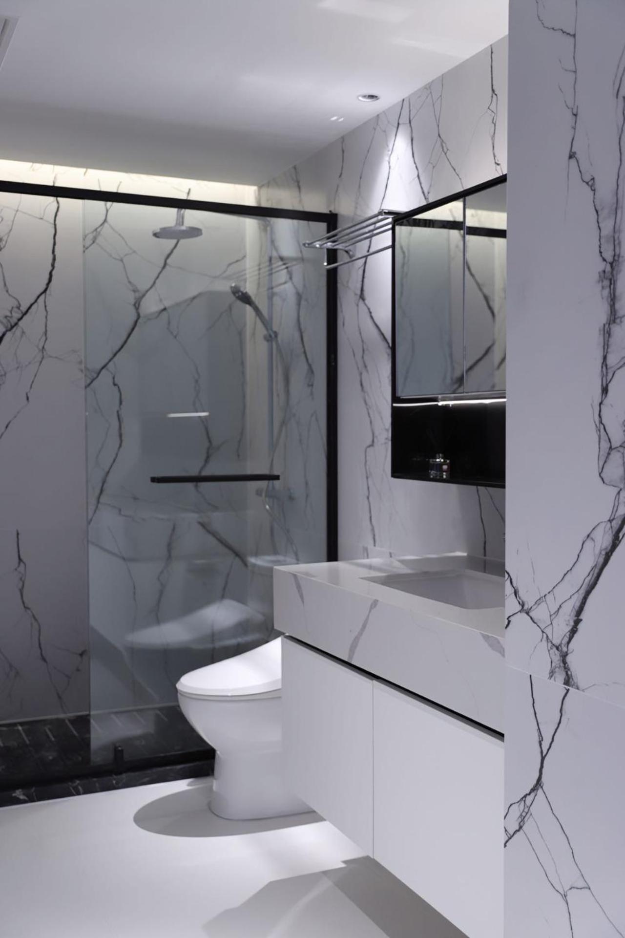 Eastern Hub - XinTianDi Branch Newly upgraded luxury designer decoration intelligent control system