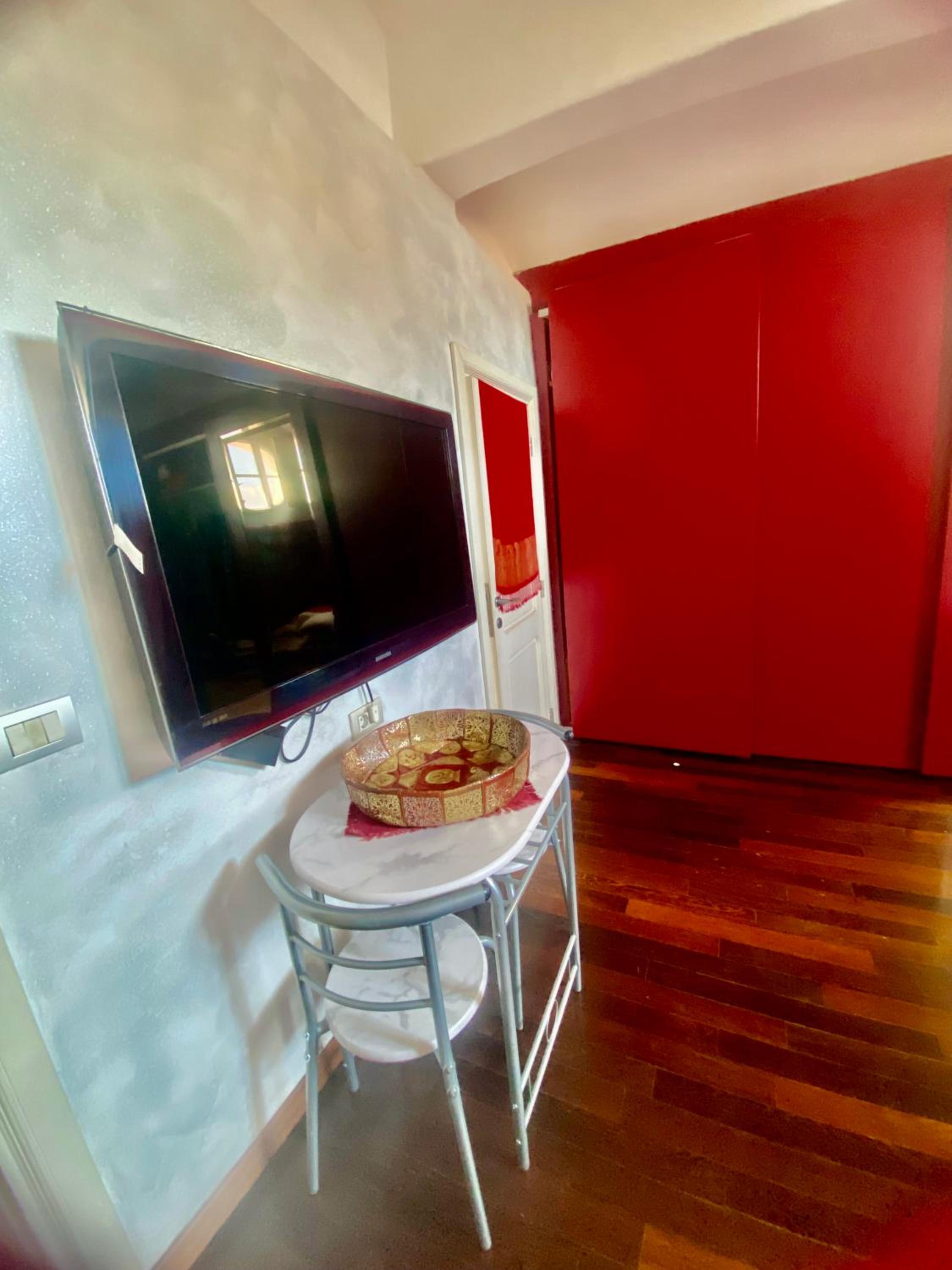 Ave Roma Suite
