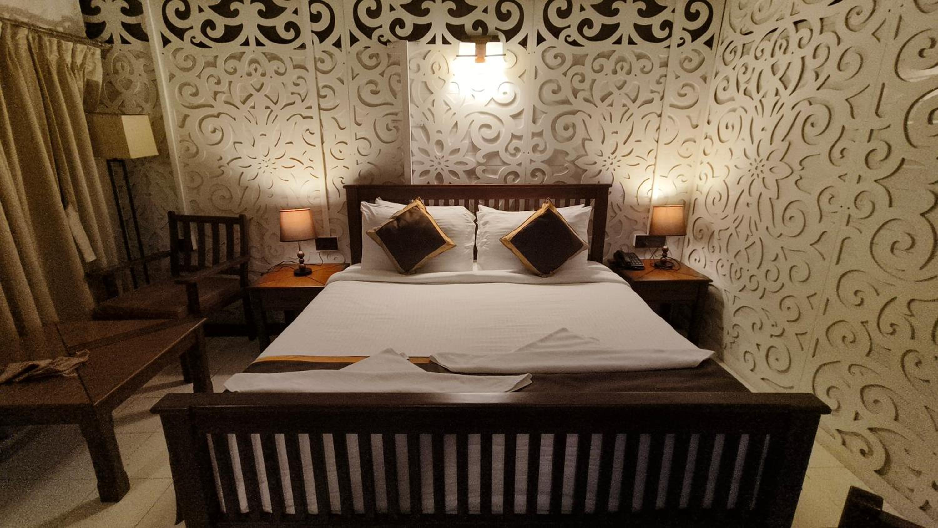Luxury Amar Tree Resort