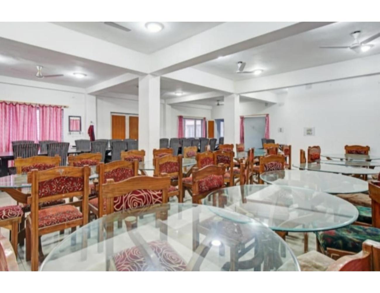 Shabir Group of Hotels, Kokernag