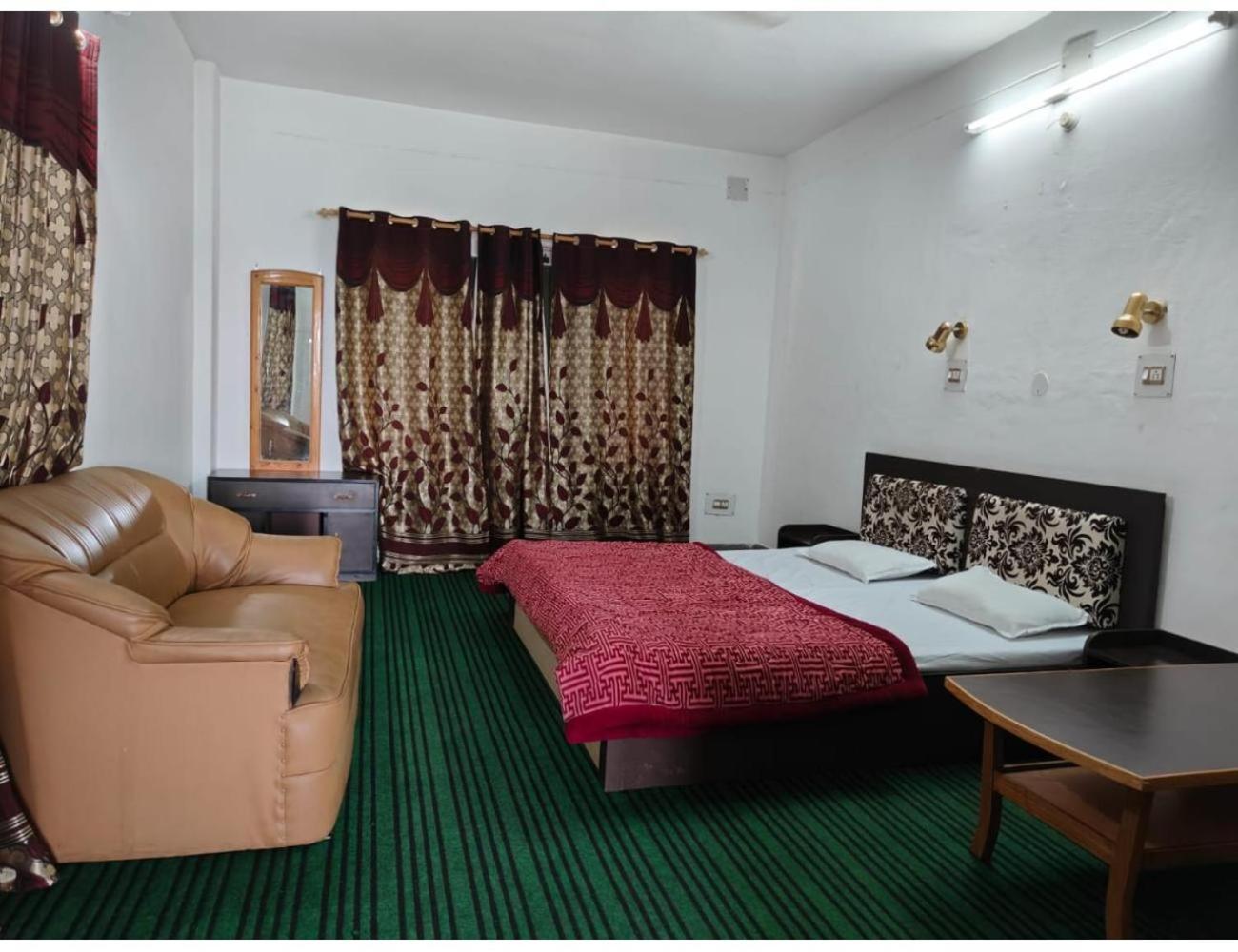 Shabir Group of Hotels, Kokernag