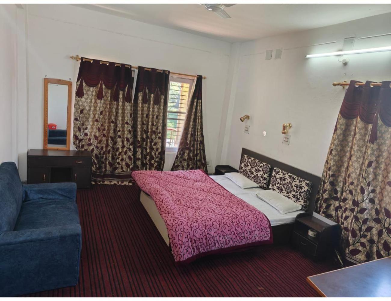 Shabir Group of Hotels, Kokernag