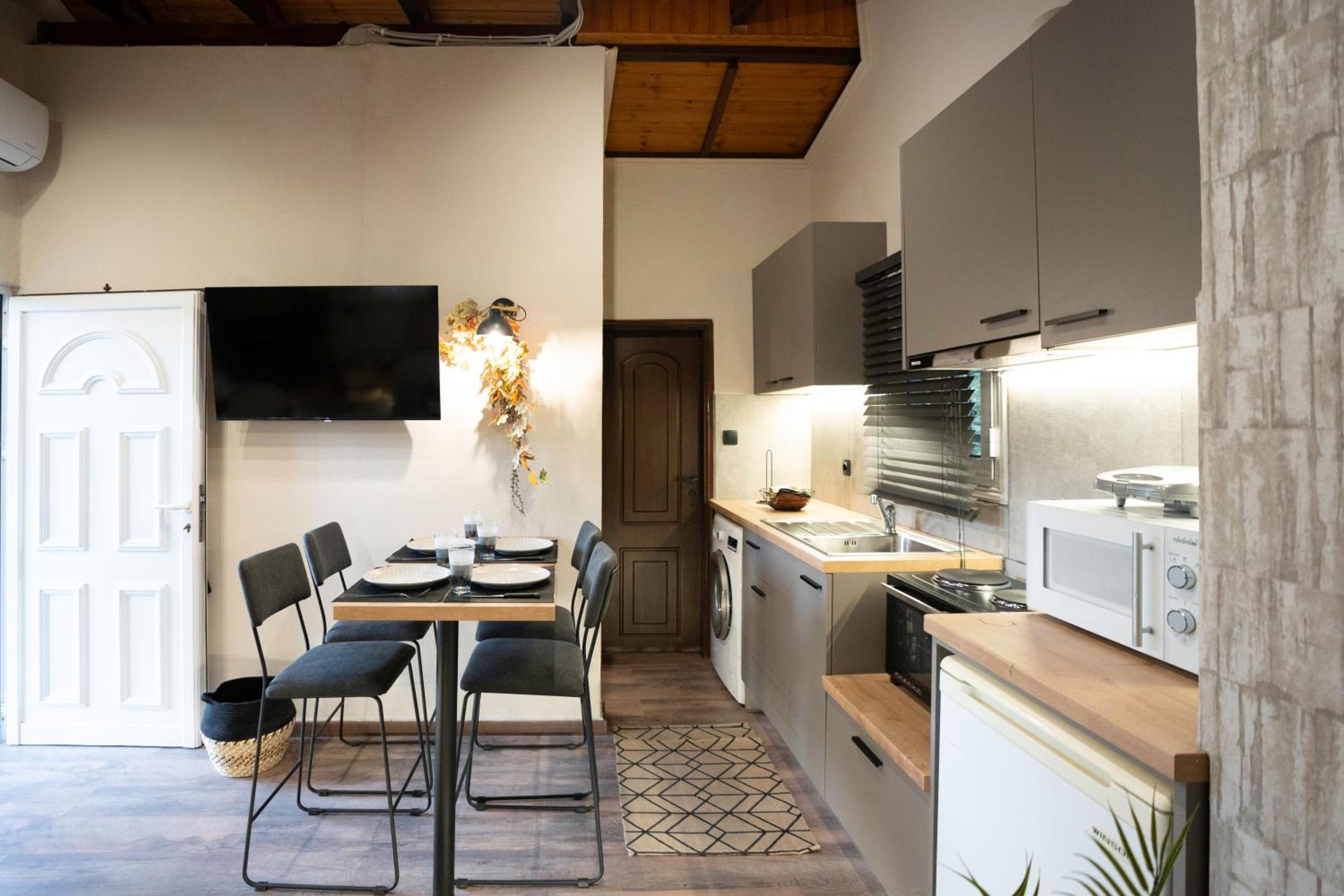 PLATS Traditional Living