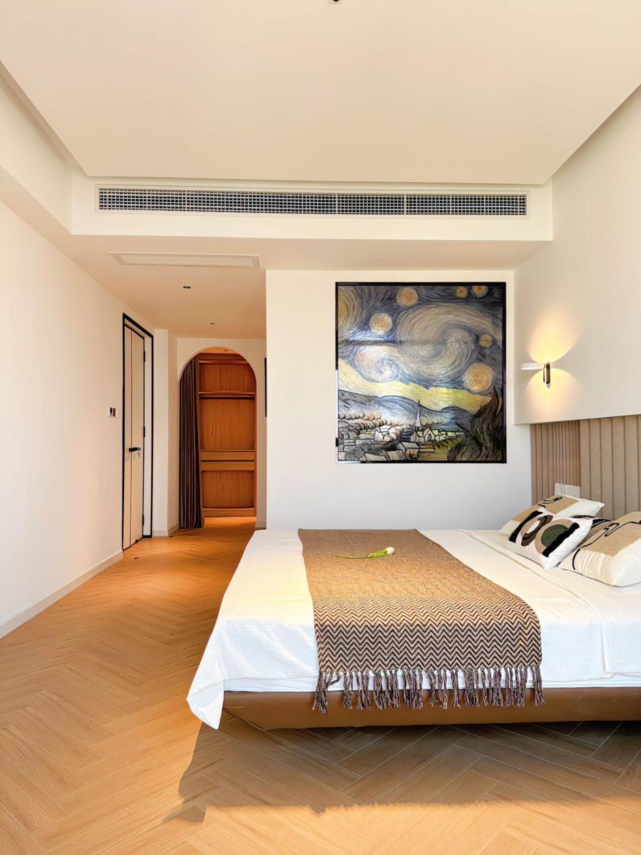 XinTianDi 3 Bedrooms Newly Luxury Designer Decoration Intelligent Control System