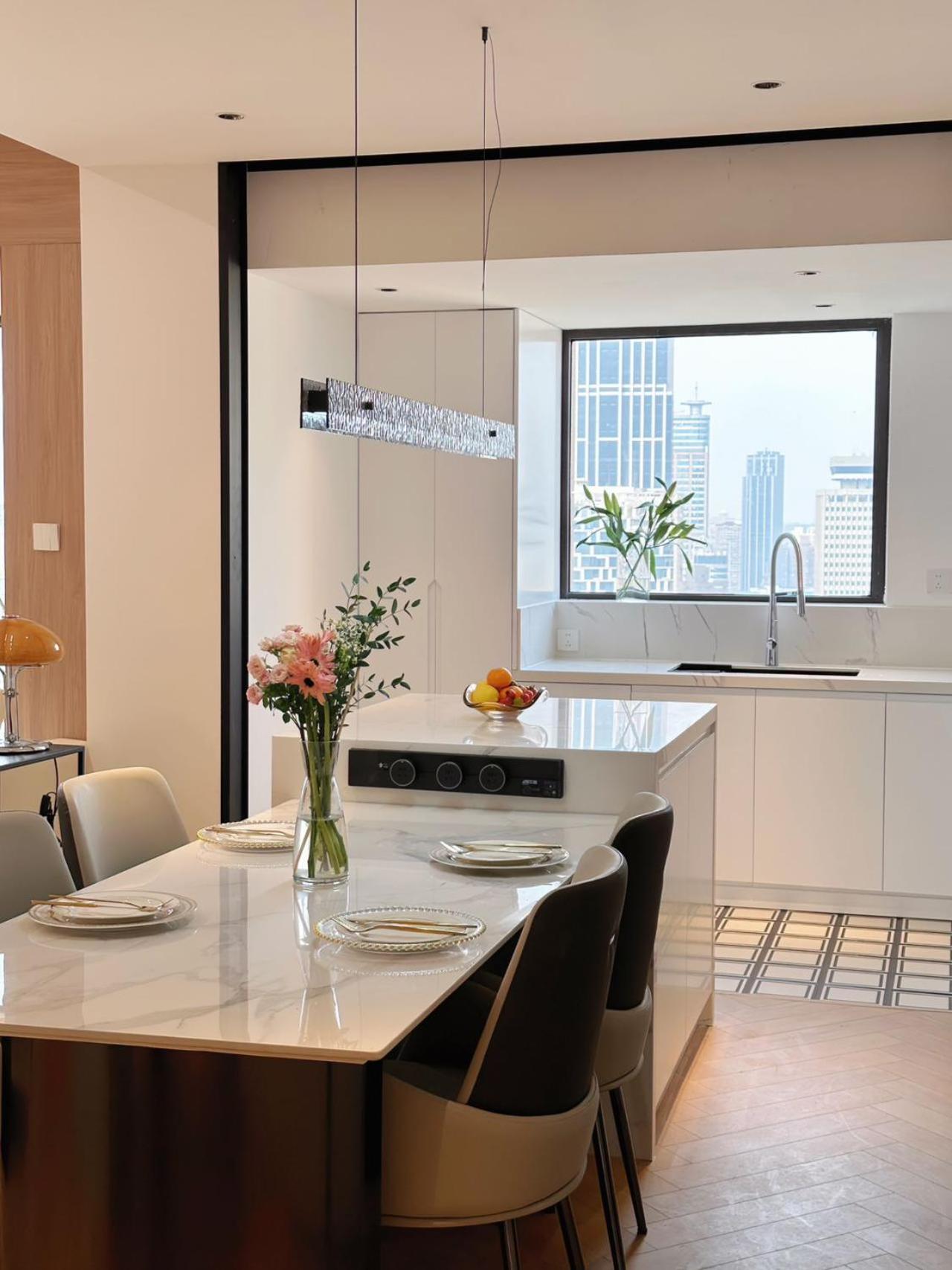 XinTianDi 3 Bedrooms Newly Luxury Designer Decoration Intelligent Control System