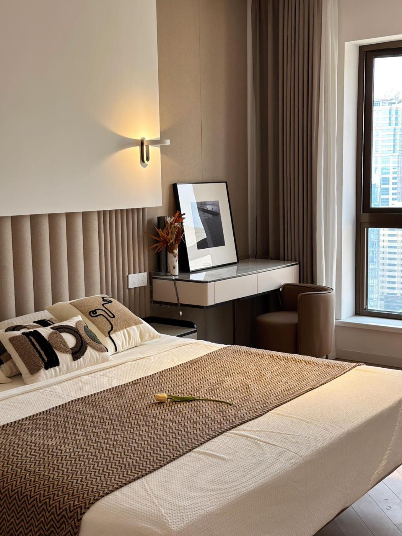 XinTianDi 3 Bedrooms Newly Luxury Designer Decoration Intelligent Control System