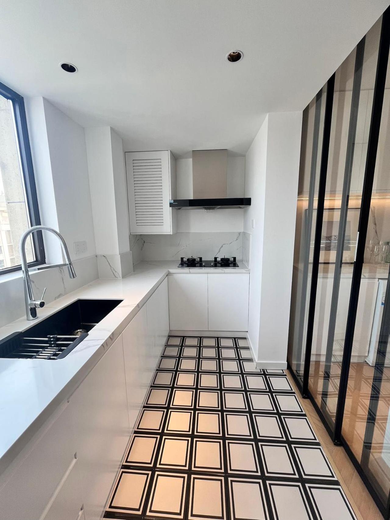 XinTianDi 3 Bedrooms Newly Luxury Designer Decoration Intelligent Control System