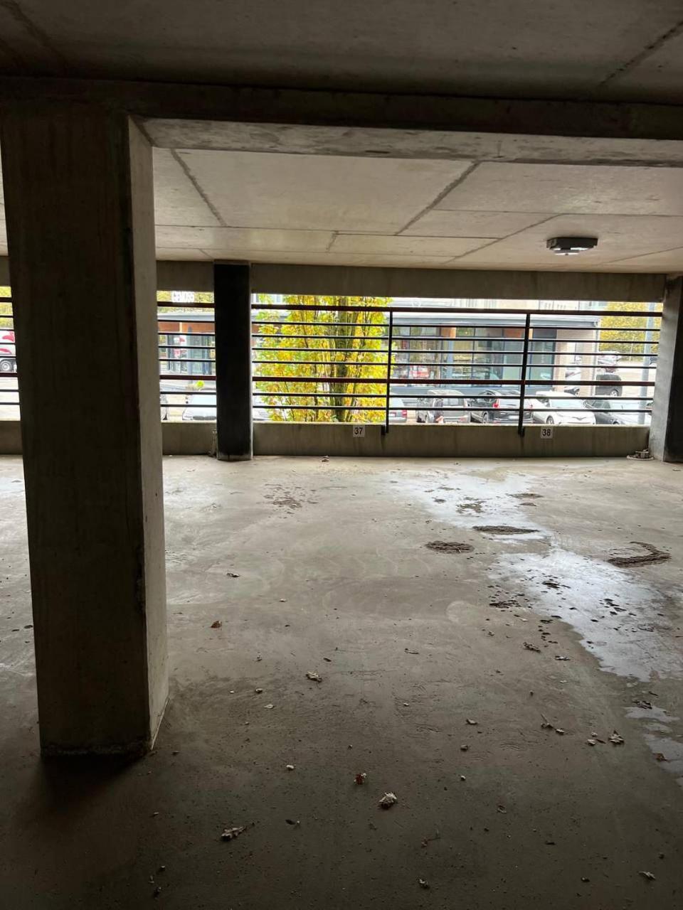 Fortuuna street apartment with parking