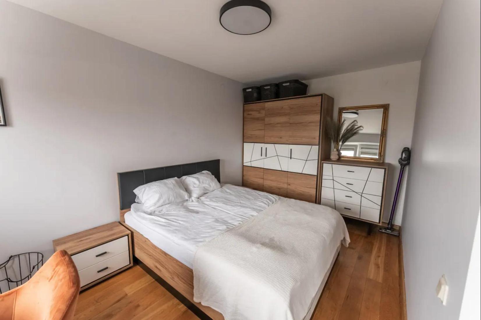 ᴄᴏʜᴏsᴛ I City Centre Apt With River View