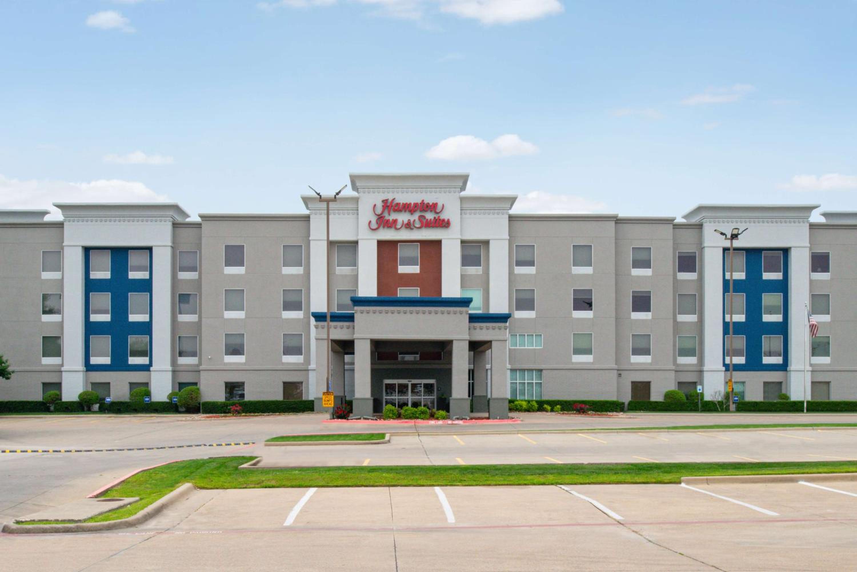 Greenville Vacations - Hampton Inn  Suites Greenville - Property Image 2