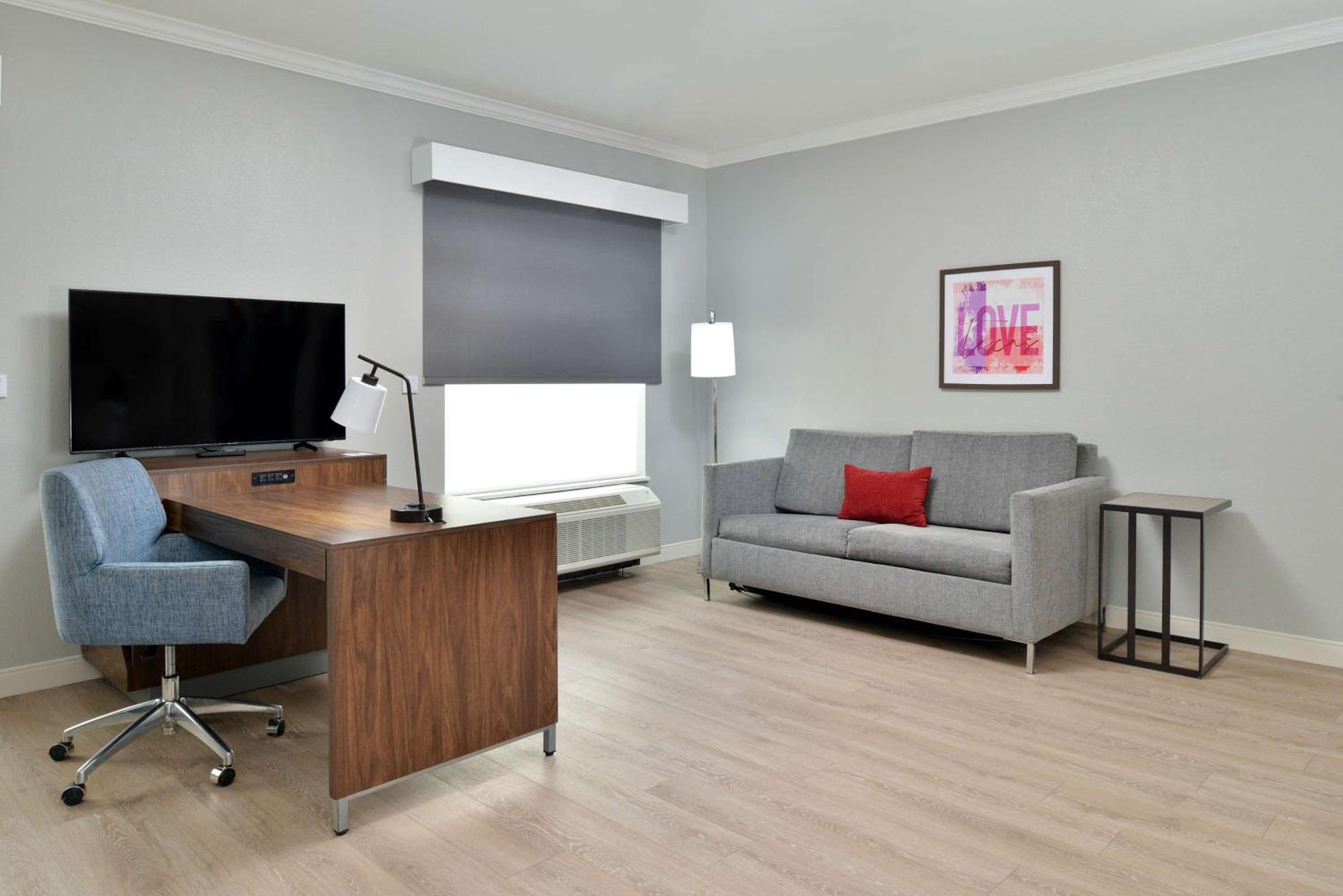 Greenville Vacations - Hampton Inn  Suites Greenville - Property Image 3
