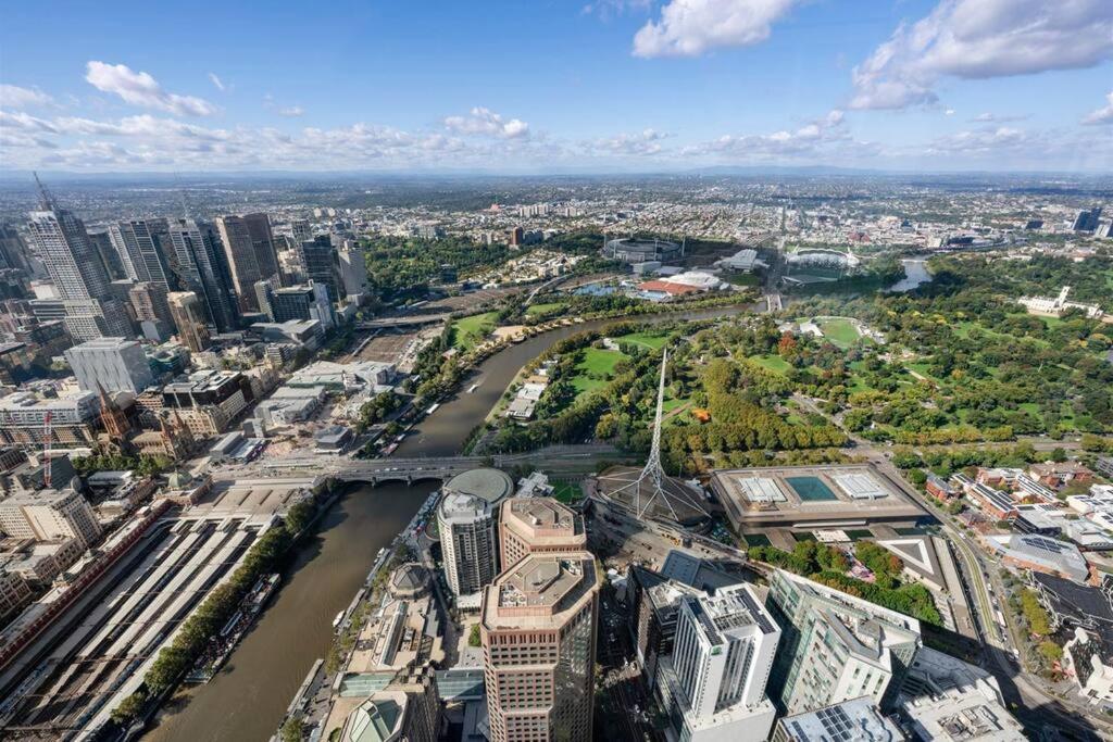 Most Exclusive & Highest Penthouse In MelbourneCBD