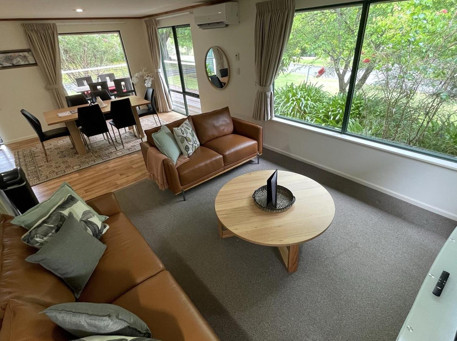 Karri Mia Chalets and Studios