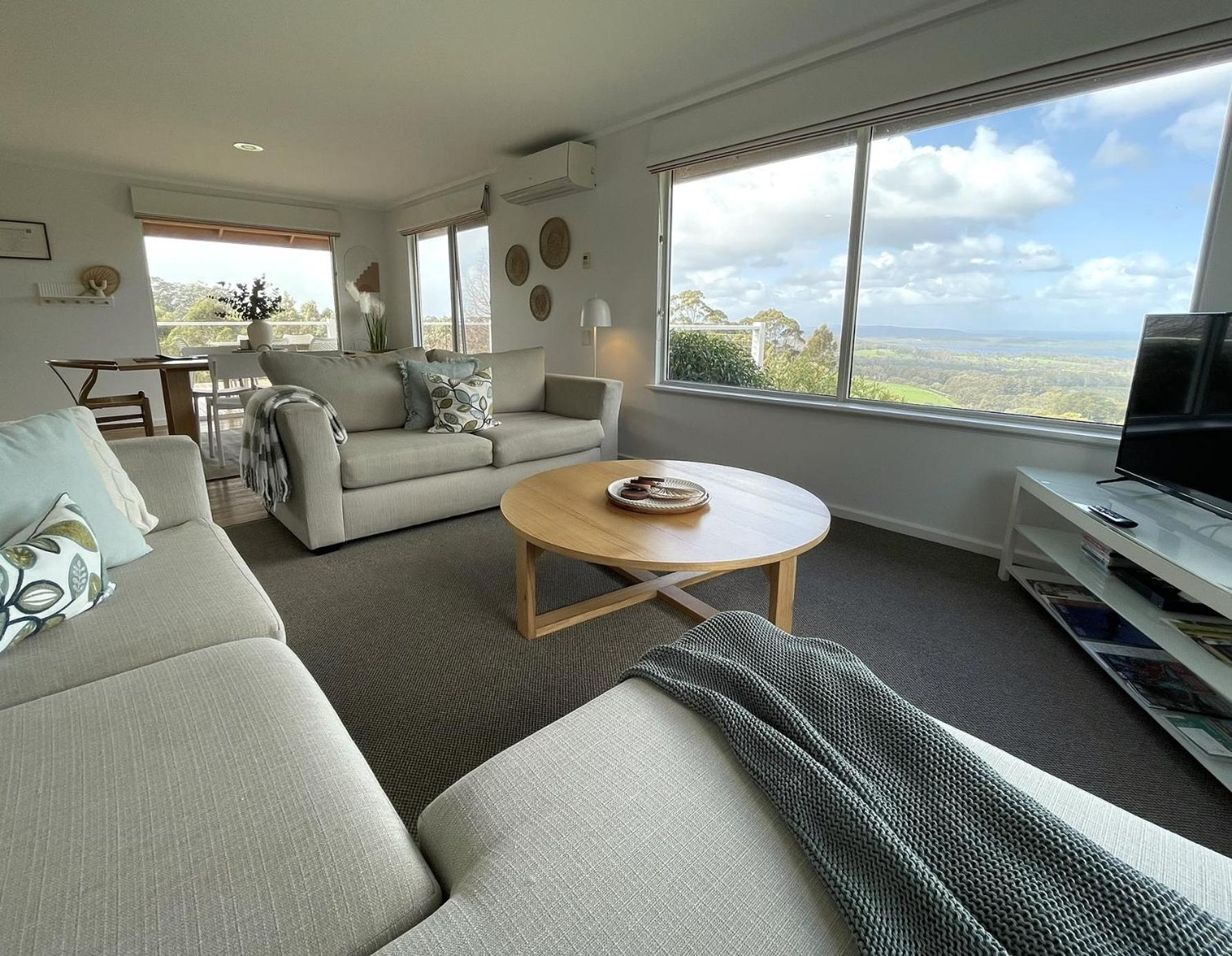 Karri Mia Chalets and Studios