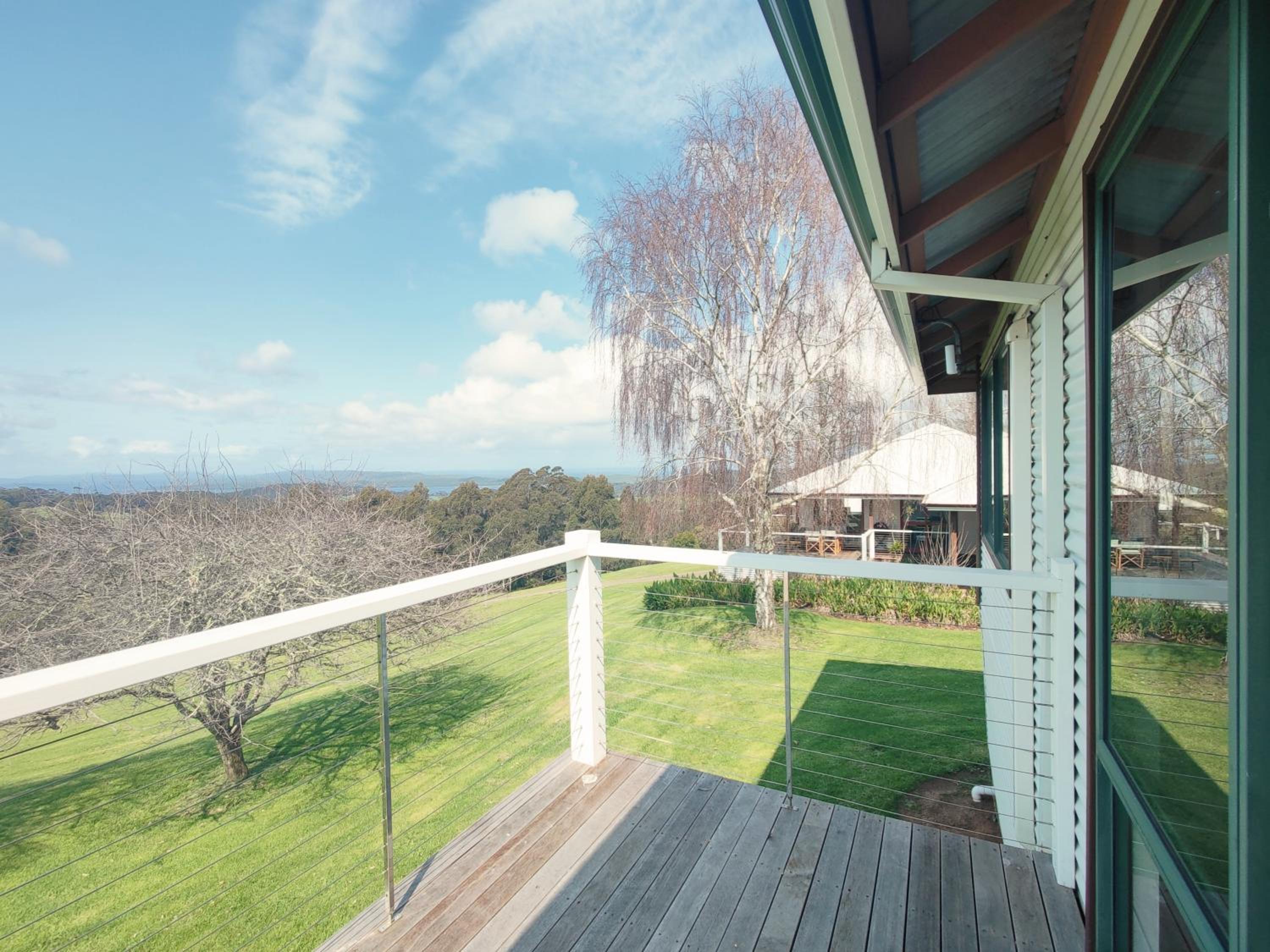 Karri Mia Chalets and Studios