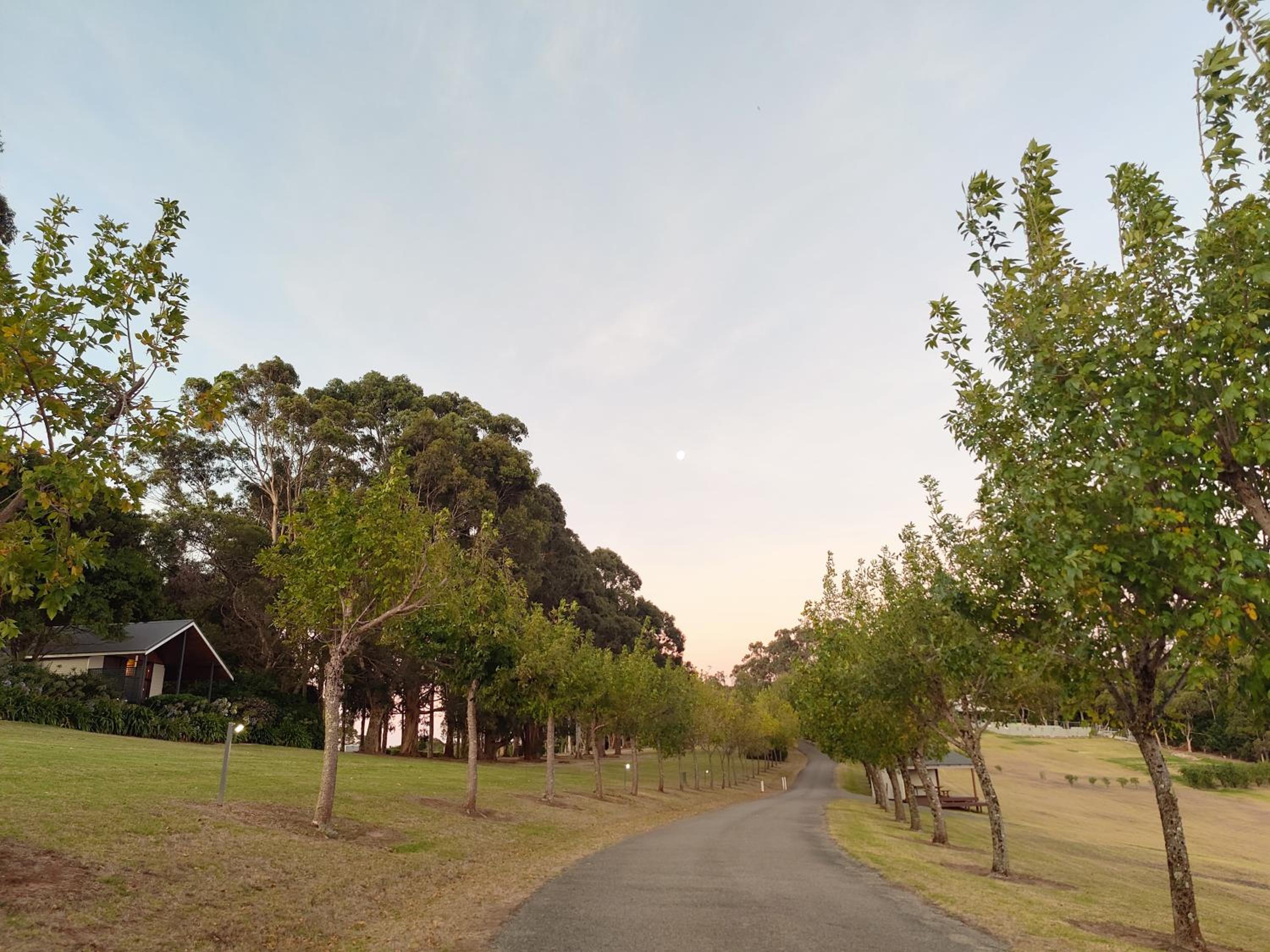 Karri Mia Chalets and Studios