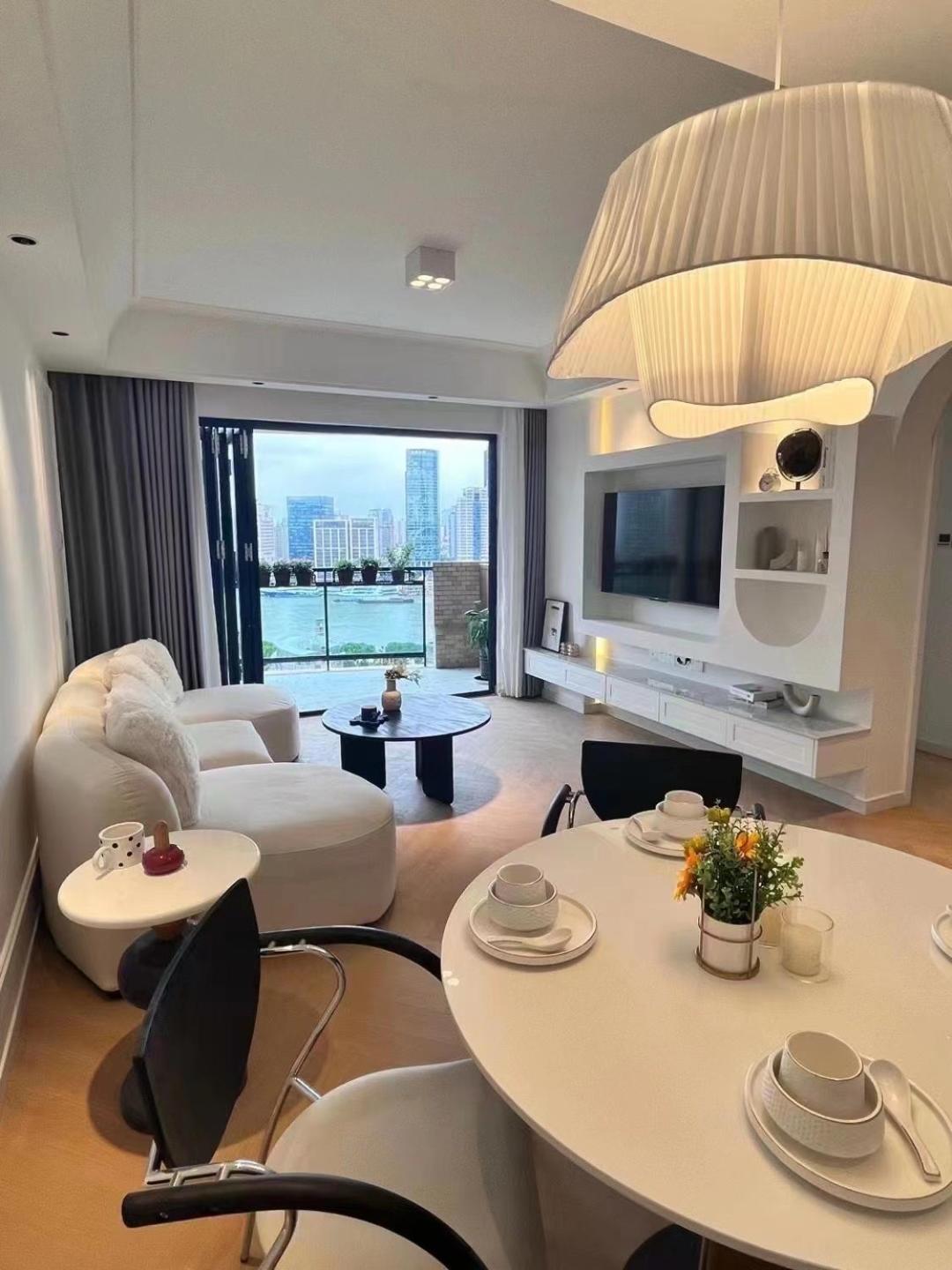Eastern Hub - Lujiazui Branch 2bedroom Apt with Panoramic River View in Luxurious Commercial Area