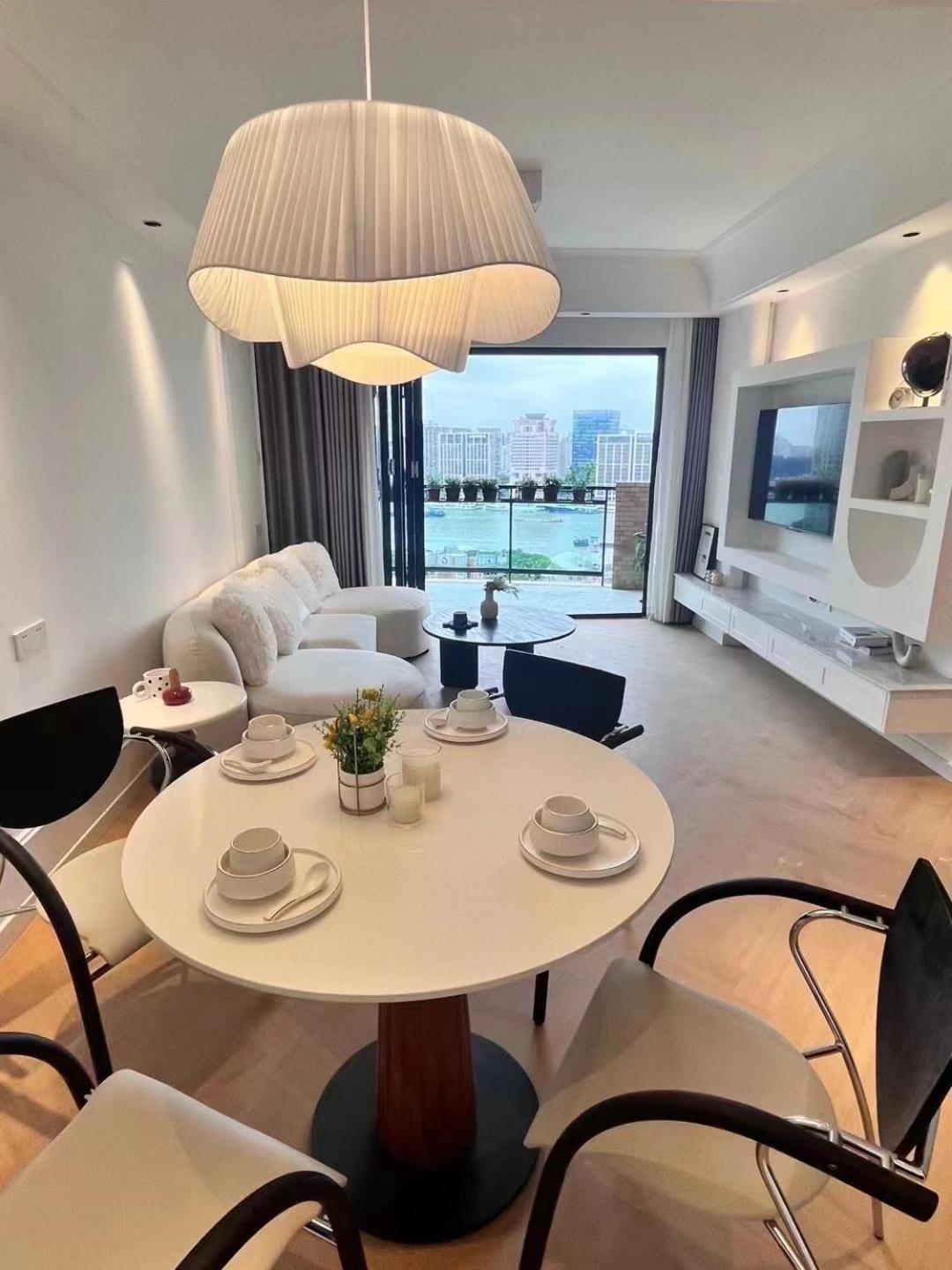 Eastern Hub - Lujiazui Branch 2bedroom Apt with Panoramic River View in Luxurious Commercial Area