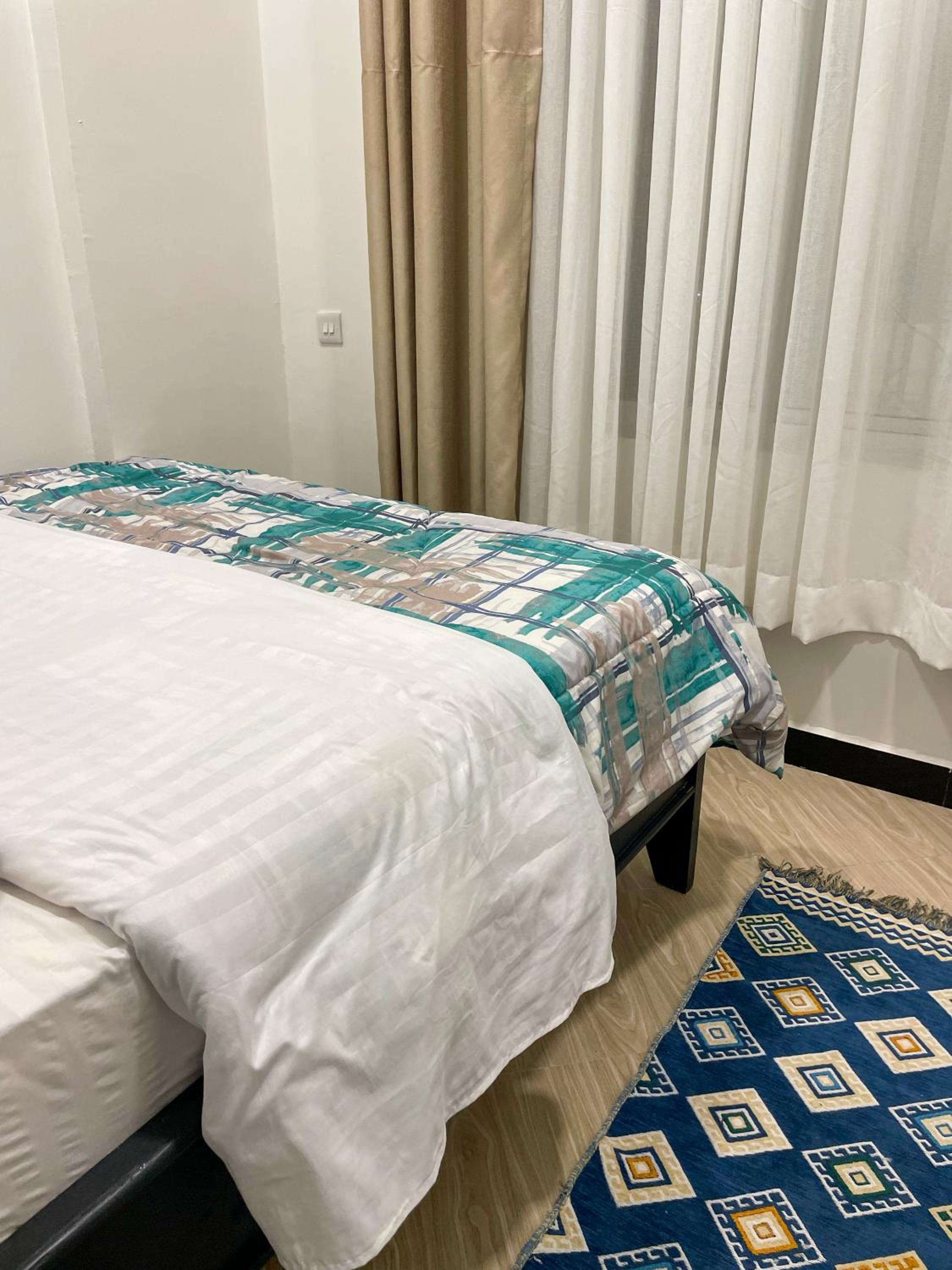 Little Rubix 1 Bedroom Apartment