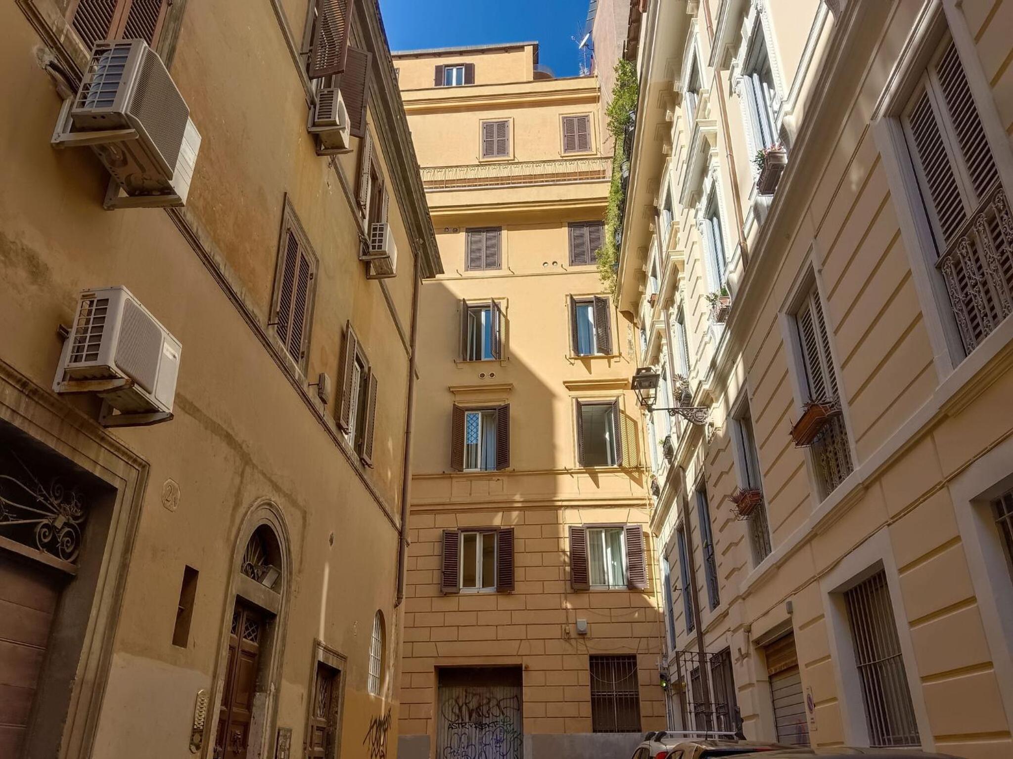 Caprareccia In Monti by Halldis