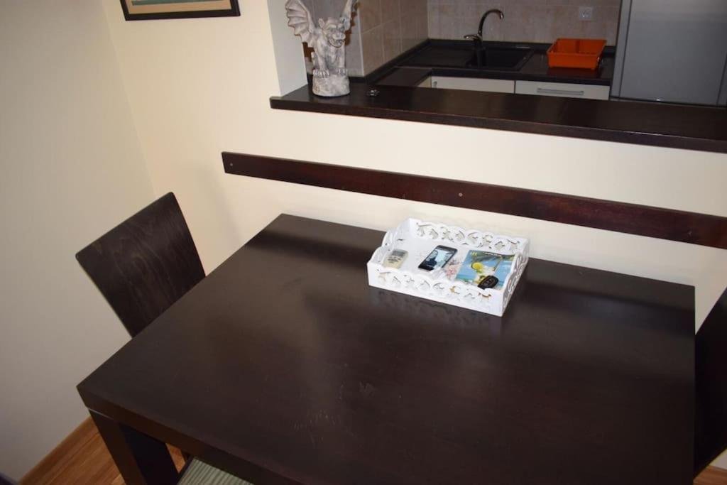 1 Bdr Apt Wlk Distance to Center City free parking