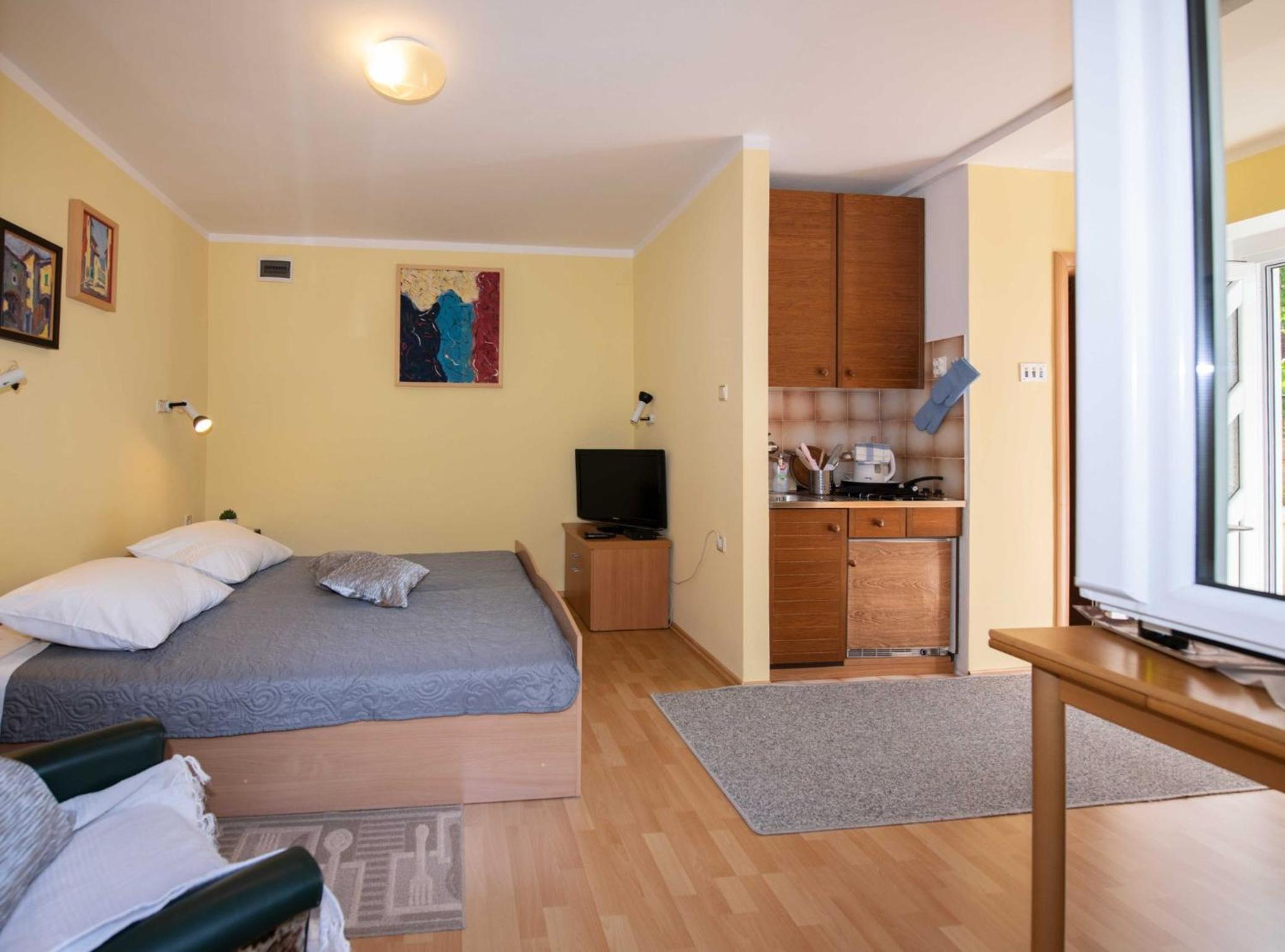 Elegant Opatija Apartments with Terrace