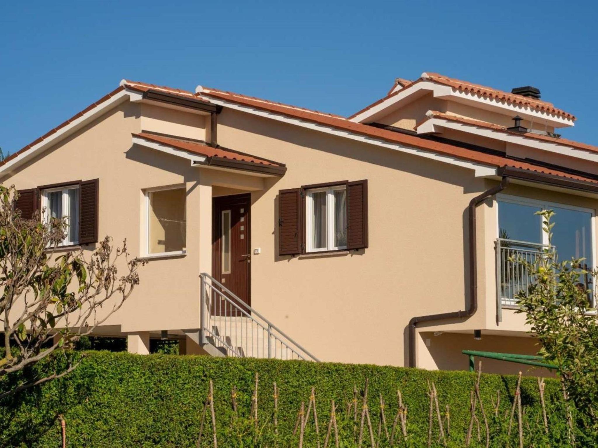 Stylish Two Bedroom Apartment in Labin