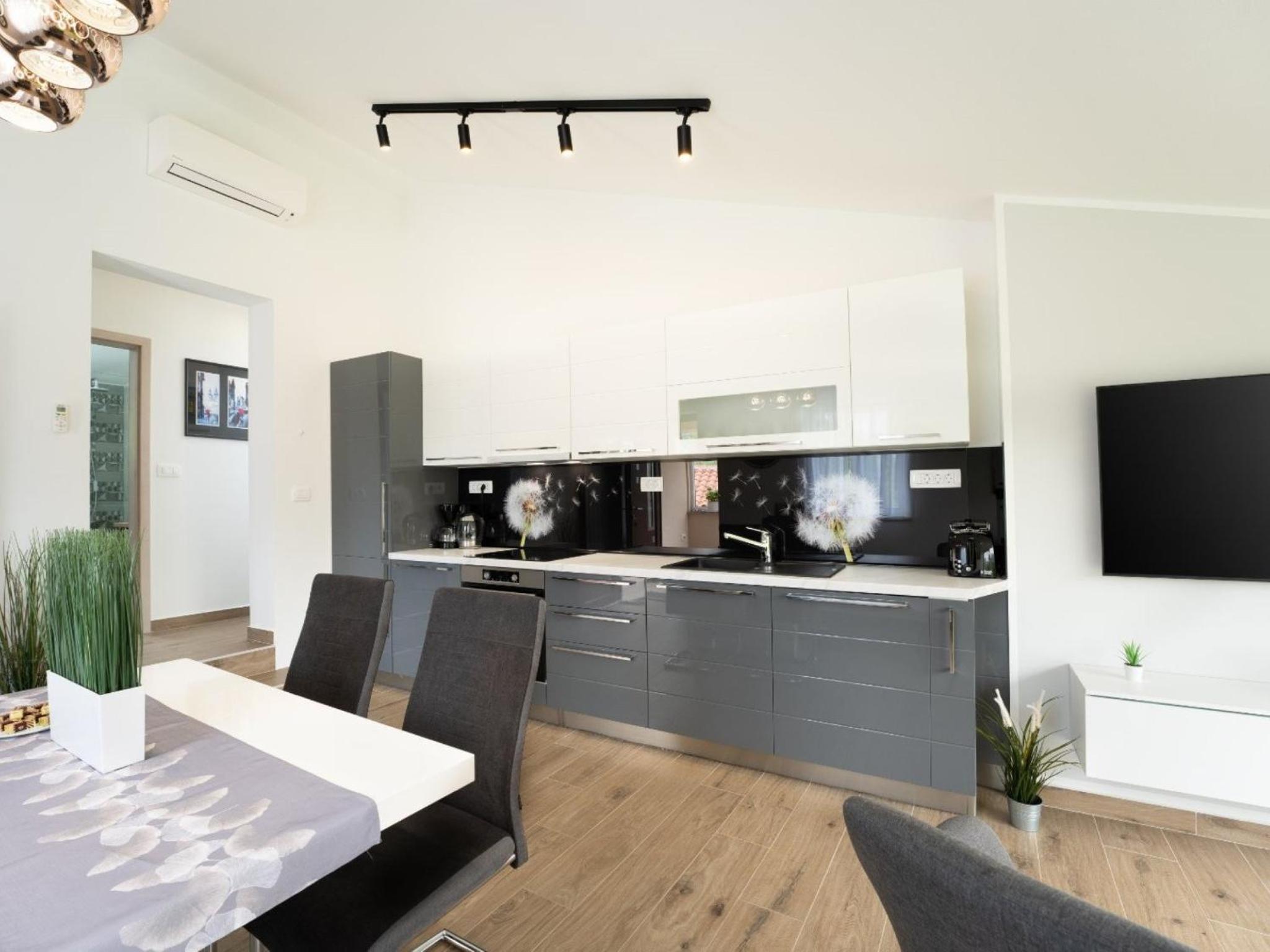 Stylish Two Bedroom Apartment in Labin