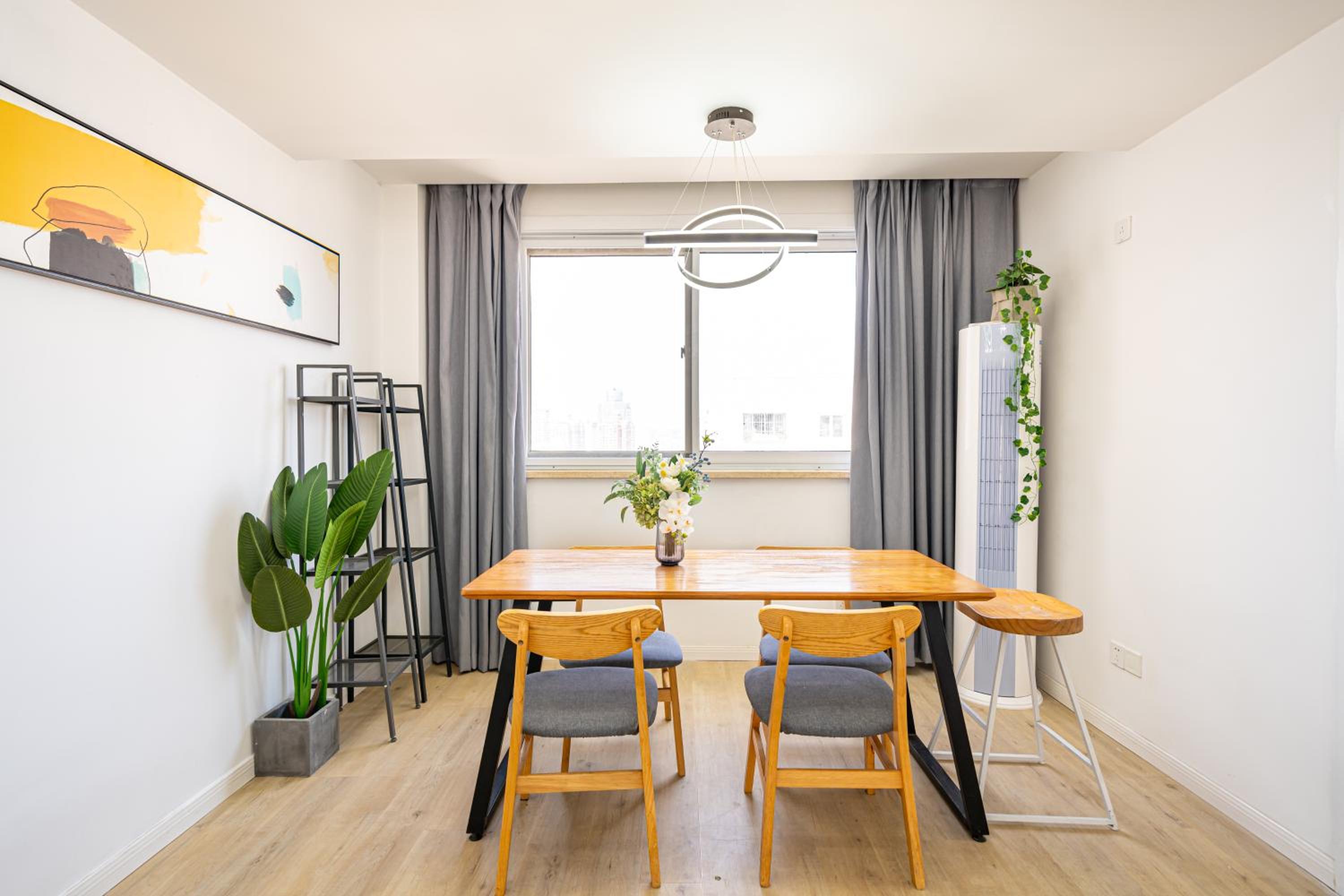 JinAn Apt,3 bedrooms,2 bathrooms,Jing'an District