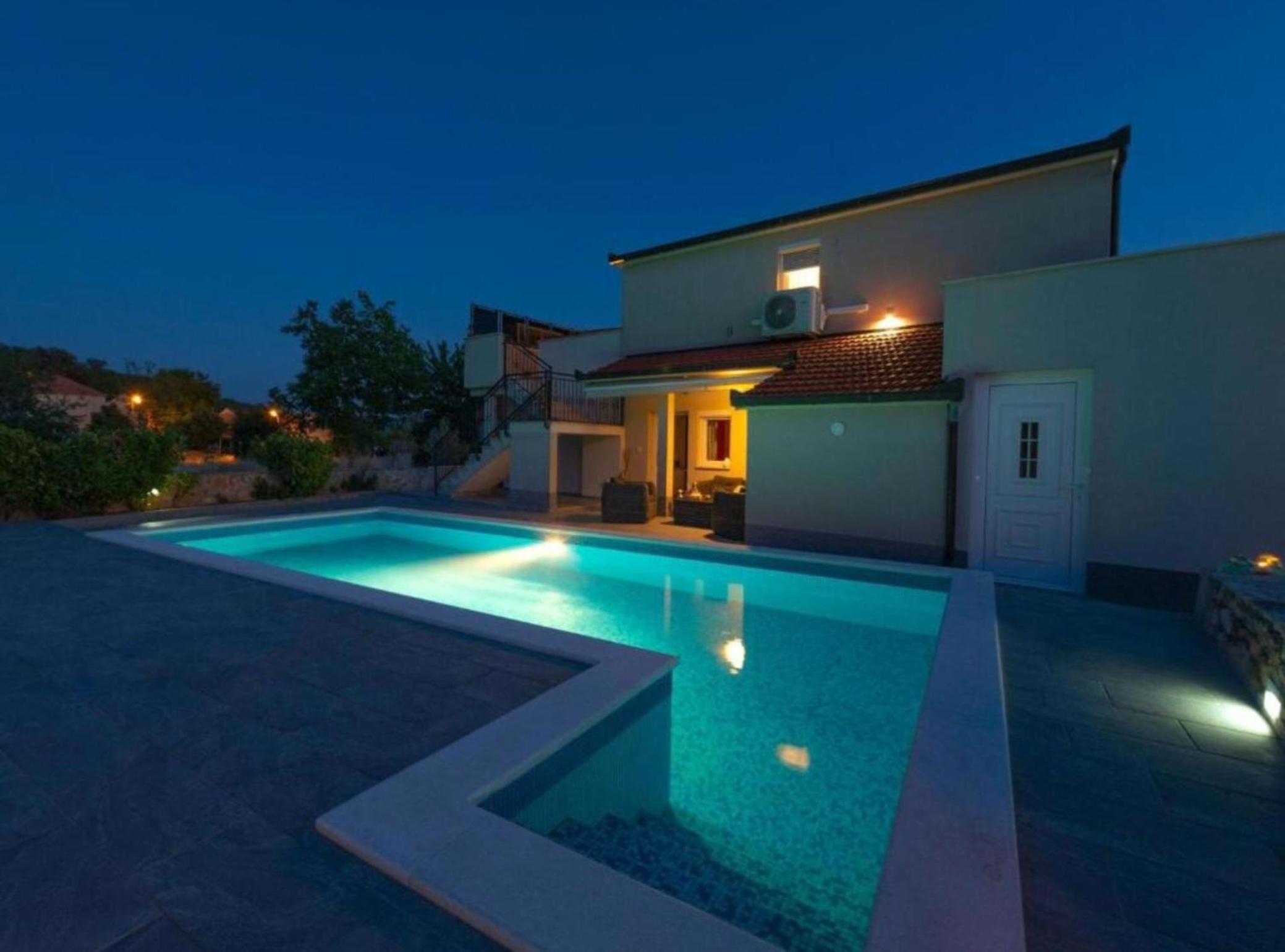 Charming Villa Peso
