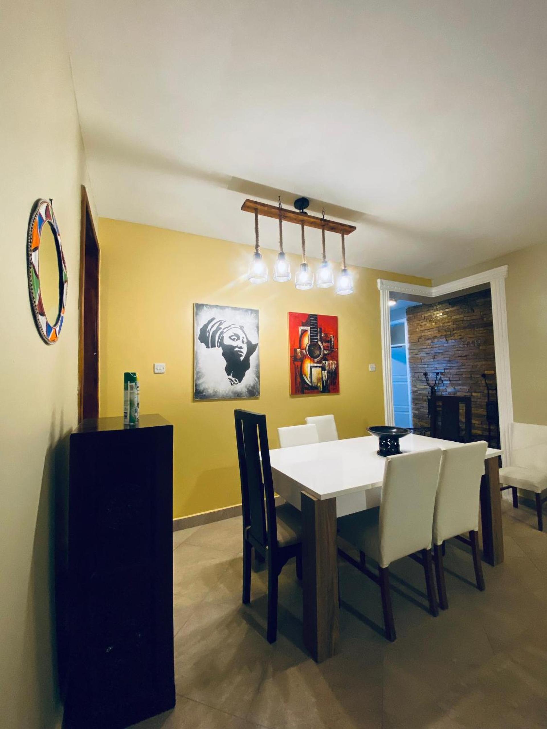 Jacomo Residences