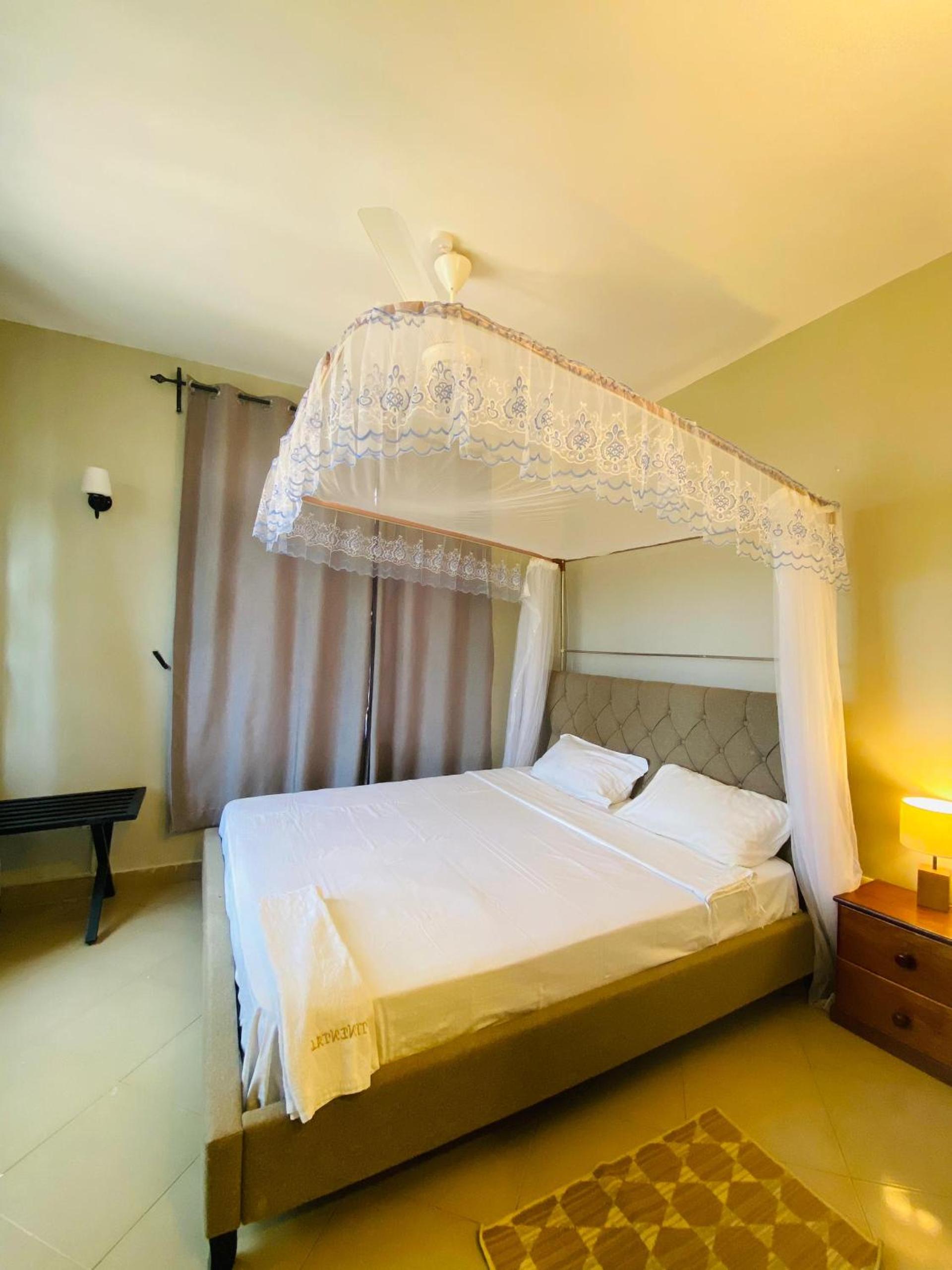 Jacomo Residences