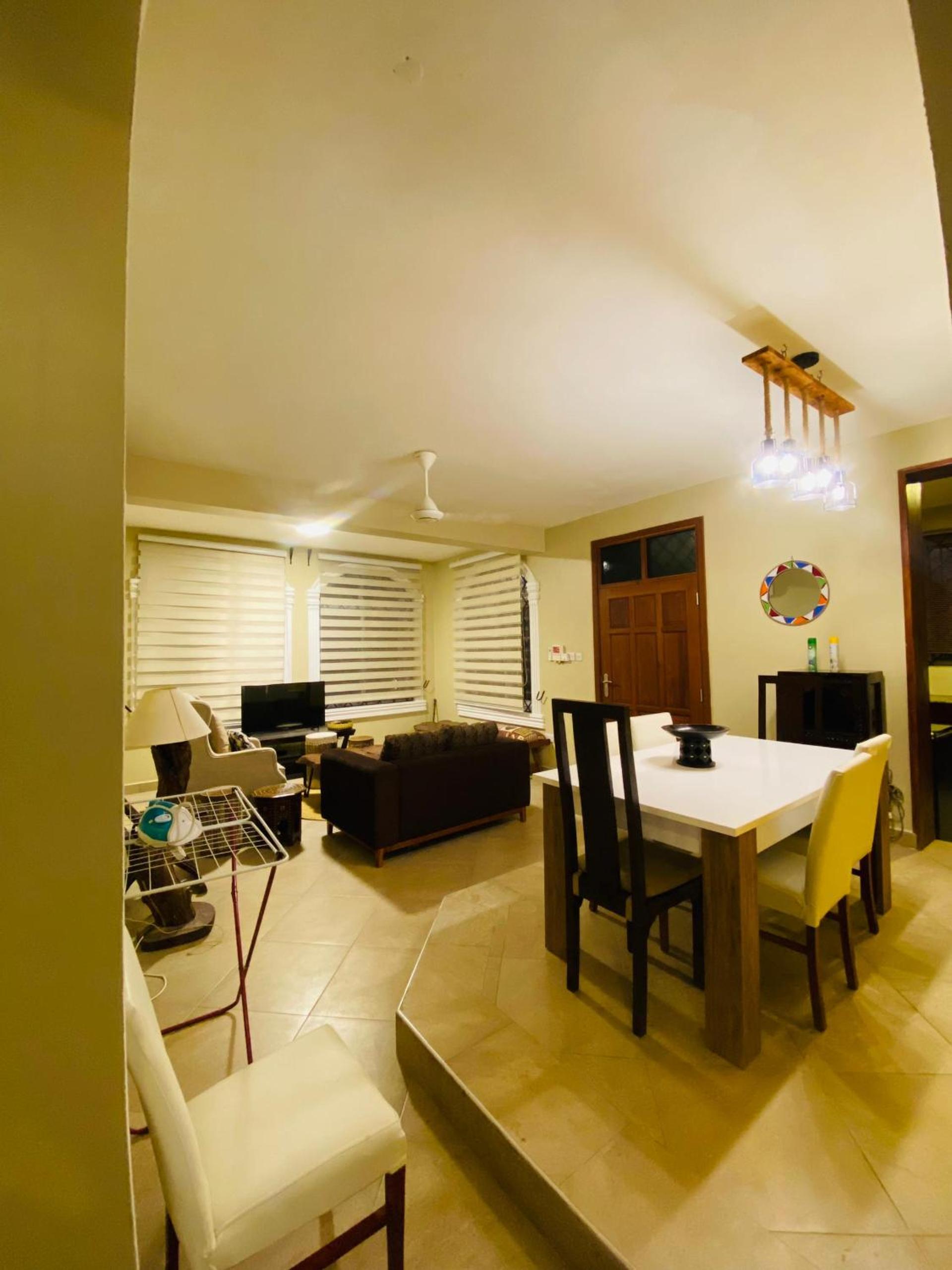 Jacomo Residences
