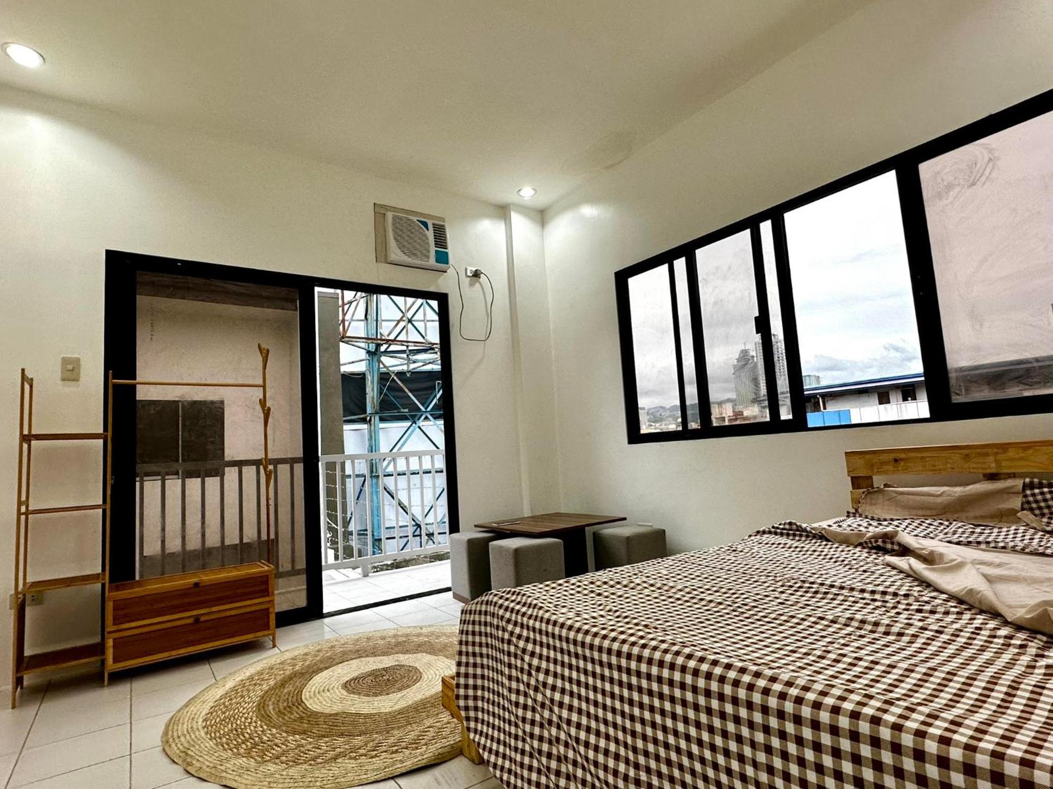4BR Apartelle in Cebu City view 3
