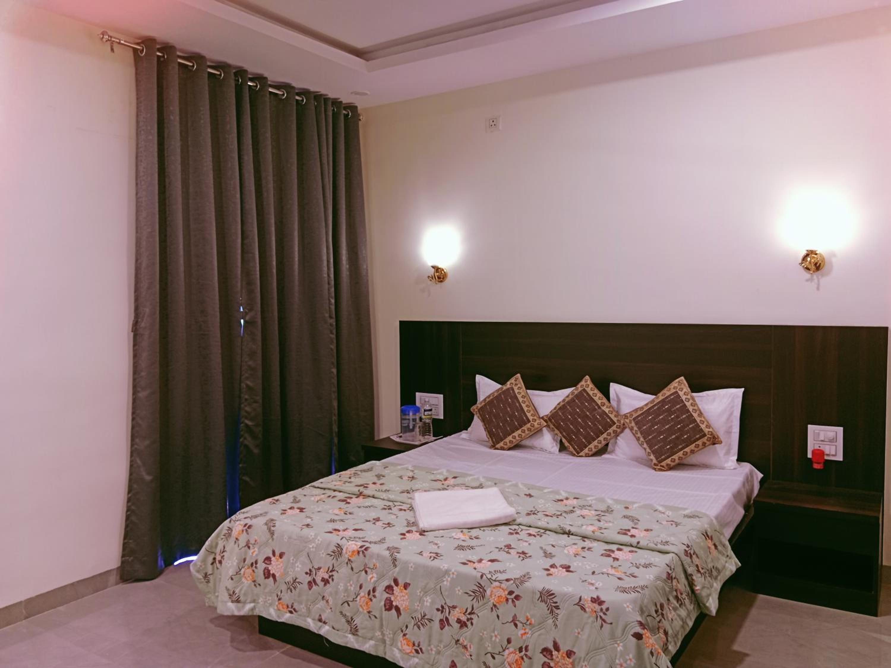 Dattatray Hollydays 3bhk with balcony isolated
