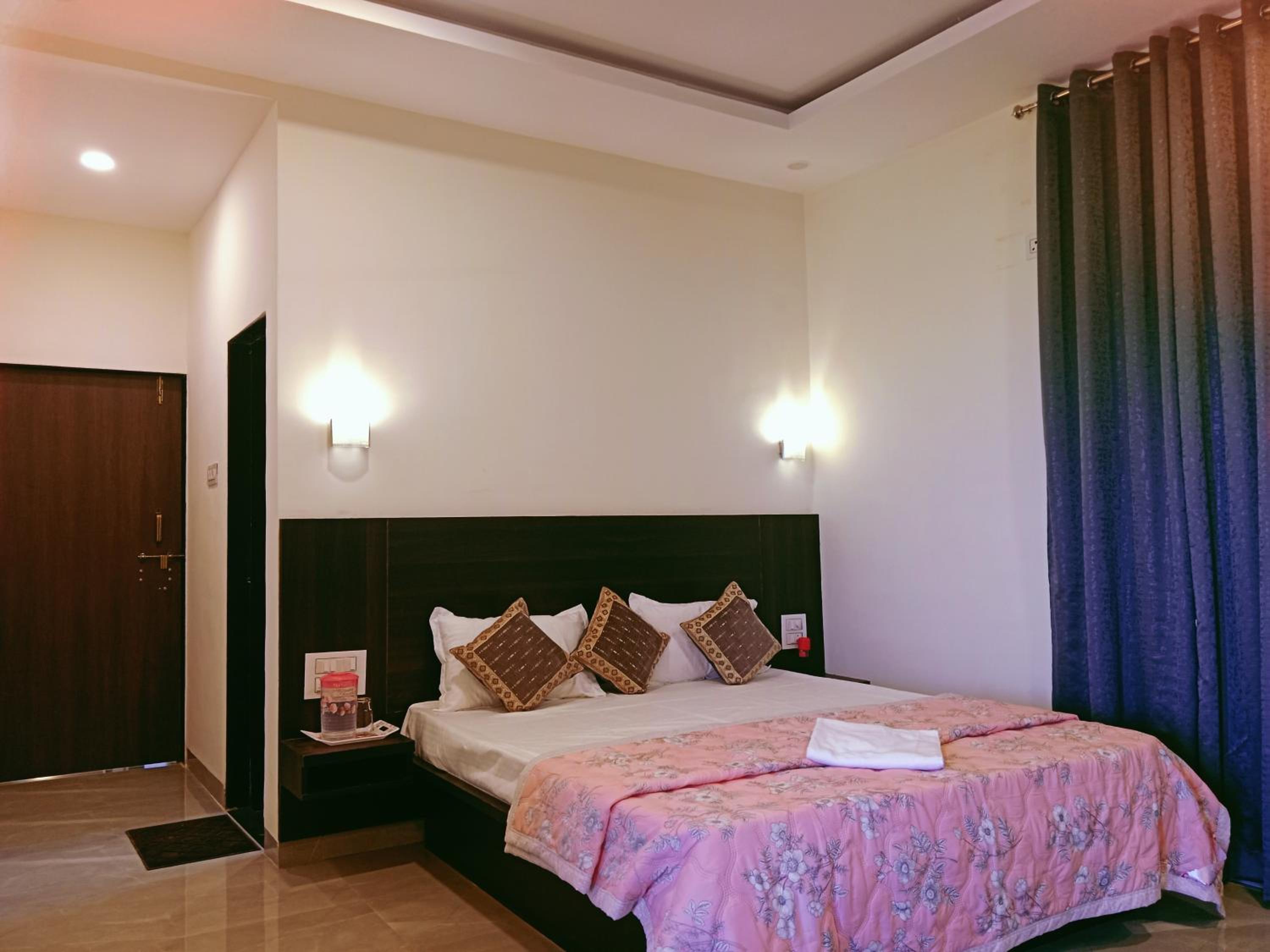 Dattatray Hollydays 3bhk with balcony isolated