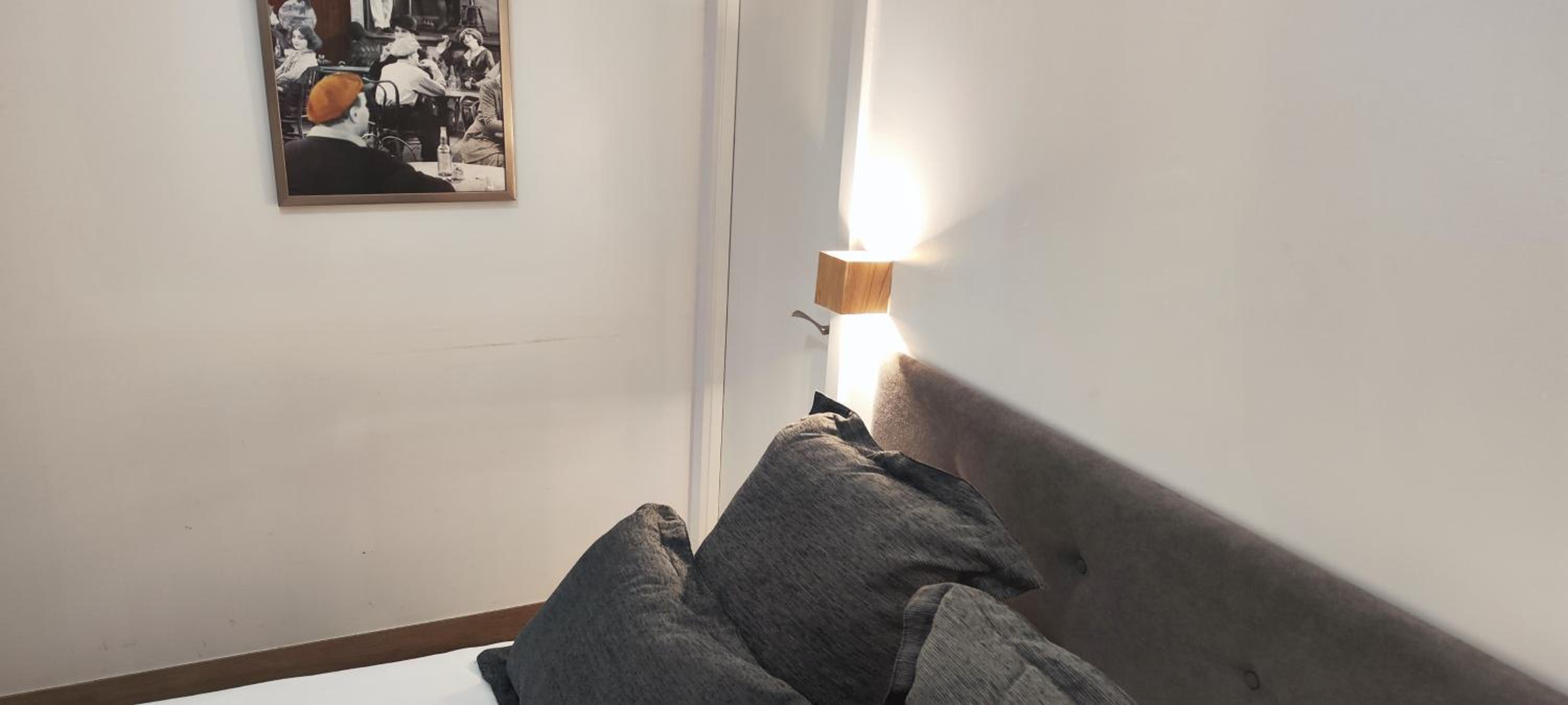 Apartamento entero Junto a Cuatro Caminos con licencia del Ayto de Madrid