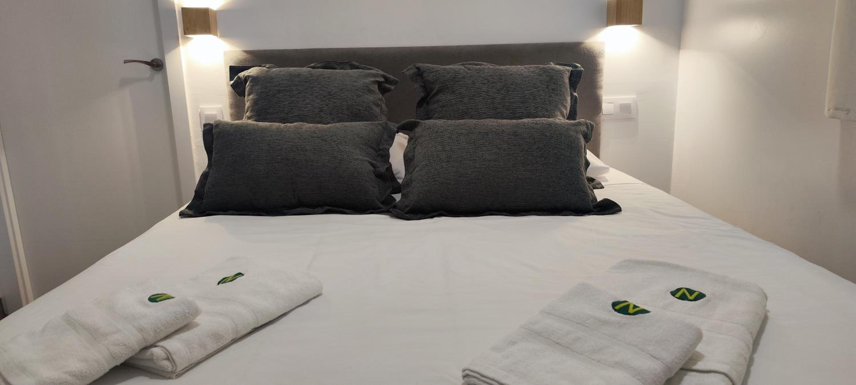 Apartamento entero Junto a Cuatro Caminos con licencia del Ayto de Madrid