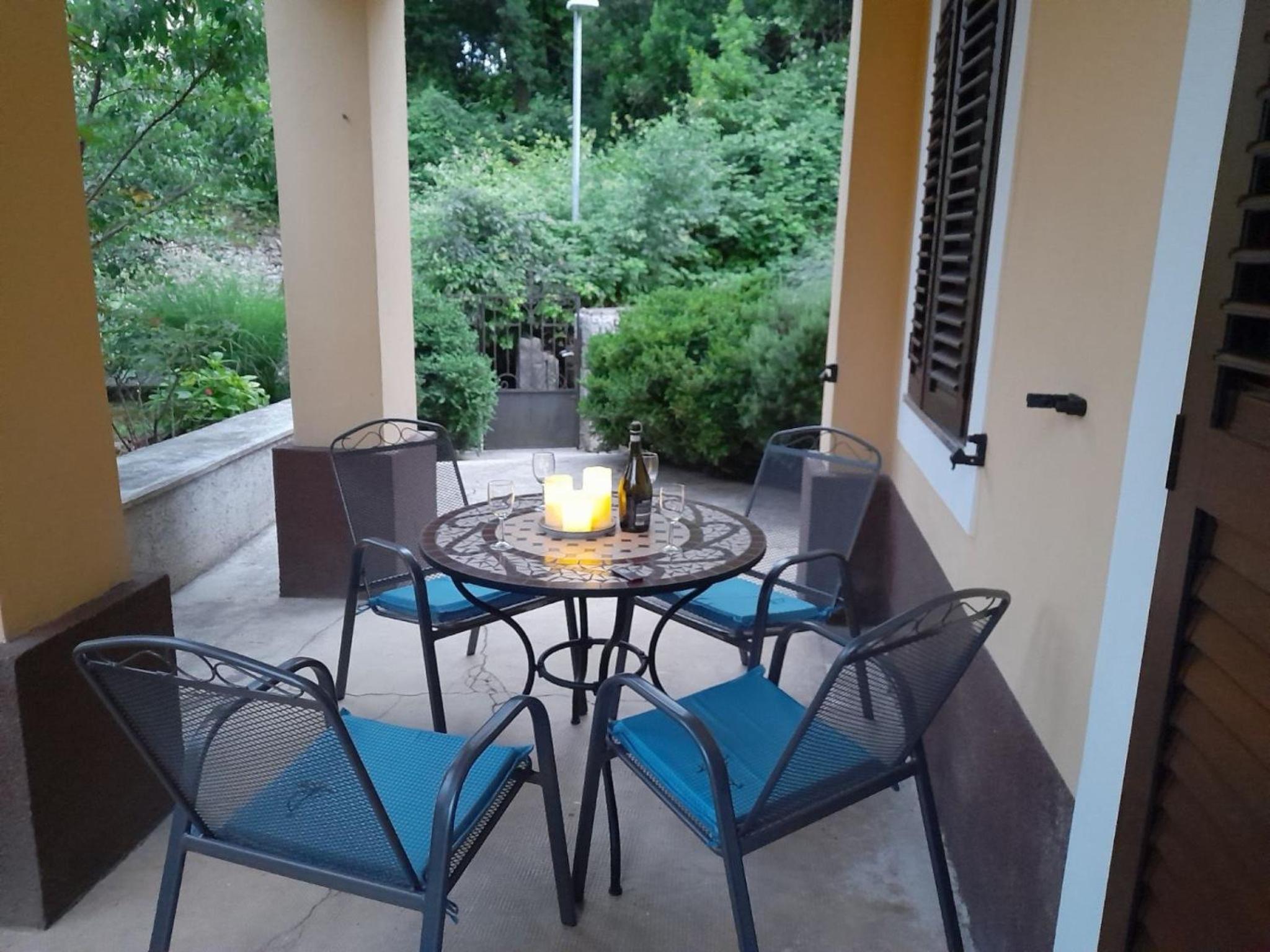 Elegant Lovran Apartment with Garden view 4