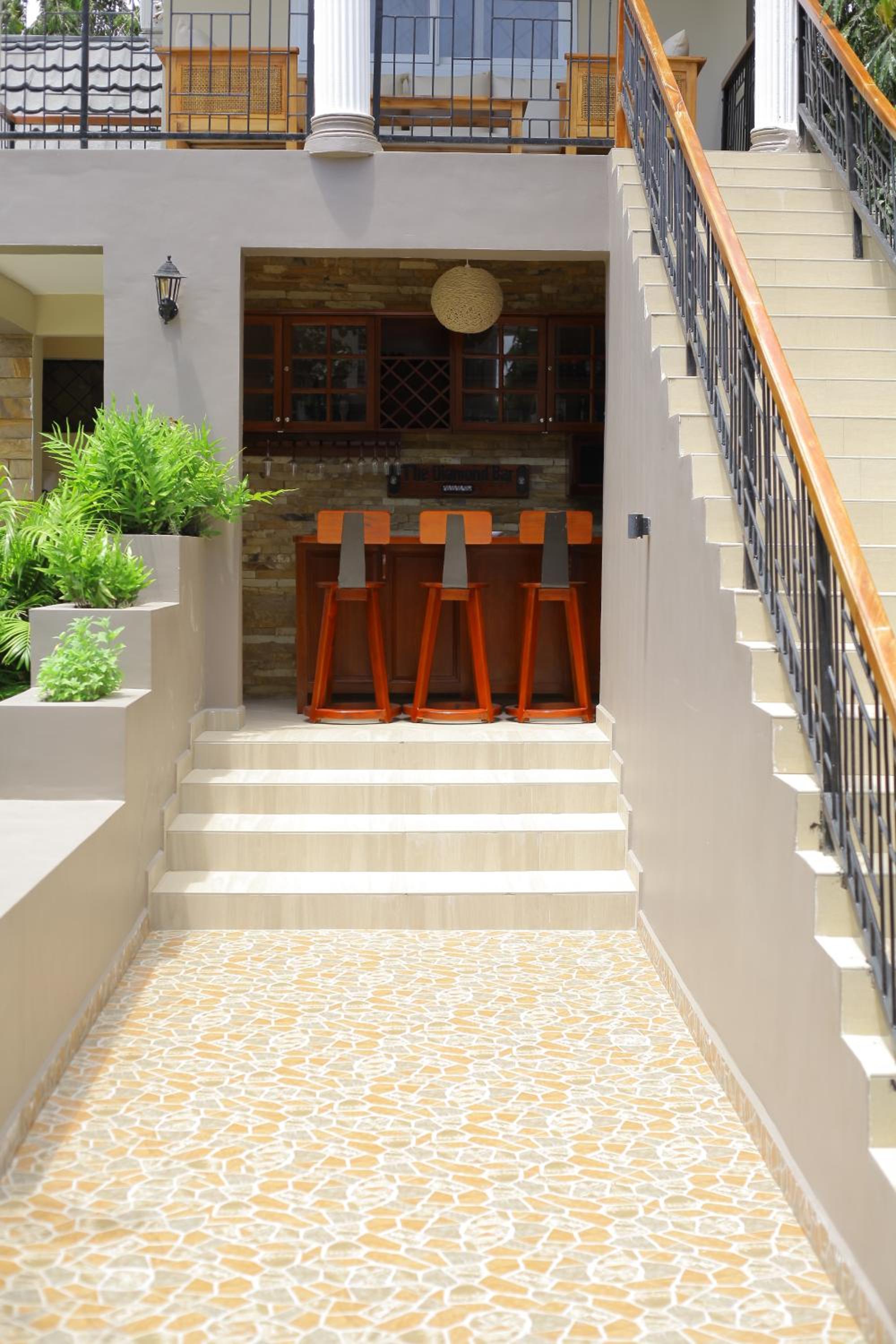 Jacomo Residences