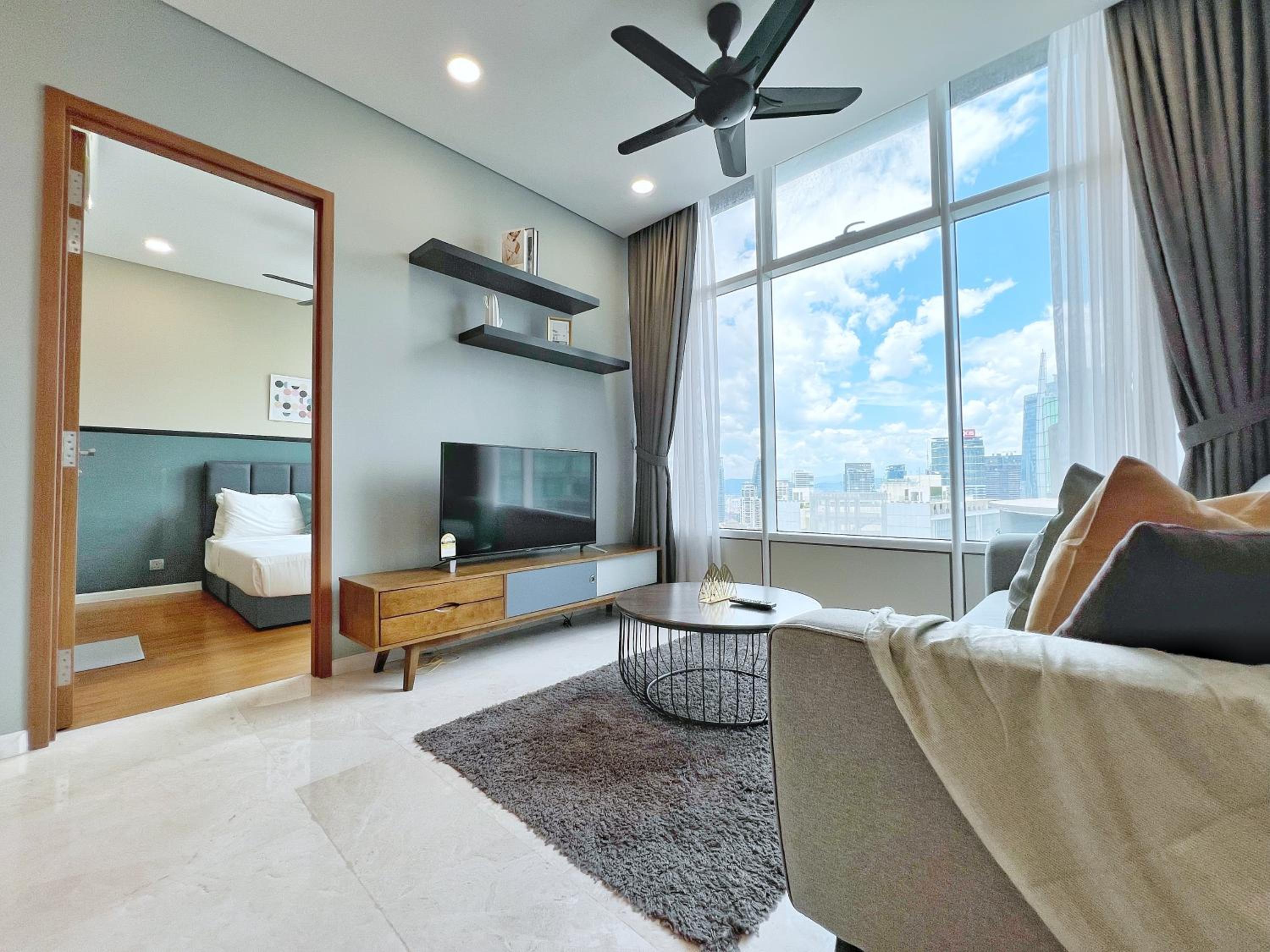 Sky Suites Leisure 3BR Suite at KLCC