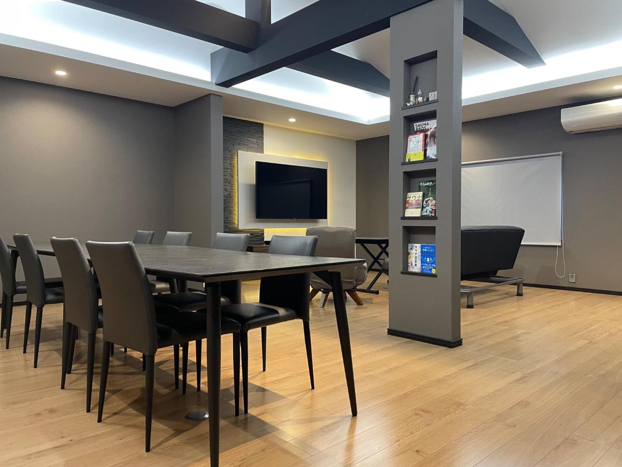meeting & event spaces